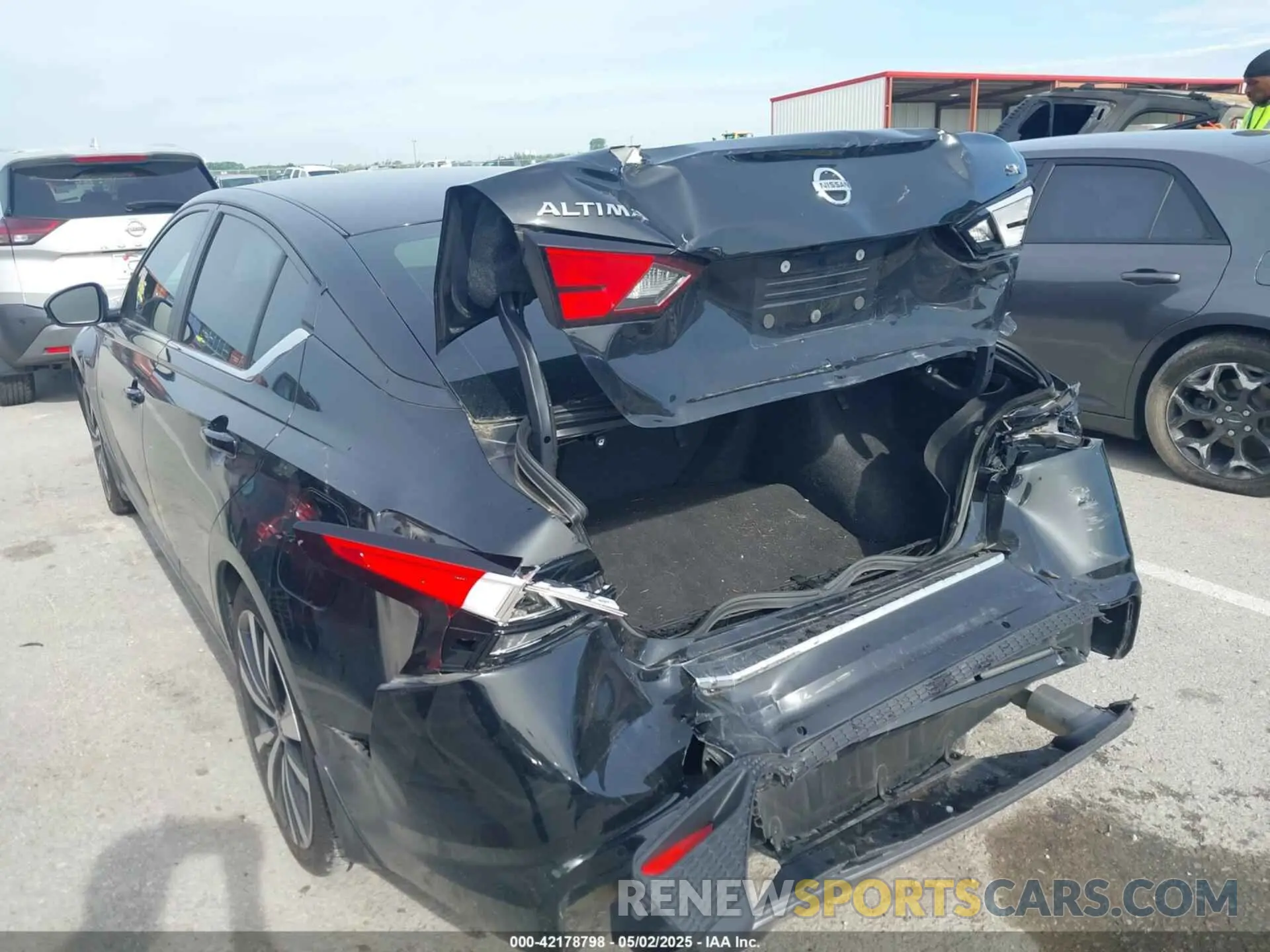 3 fotografías del automóvil dañado 1N4BL4CV9LC282730 NISSAN ALTIMA 2020