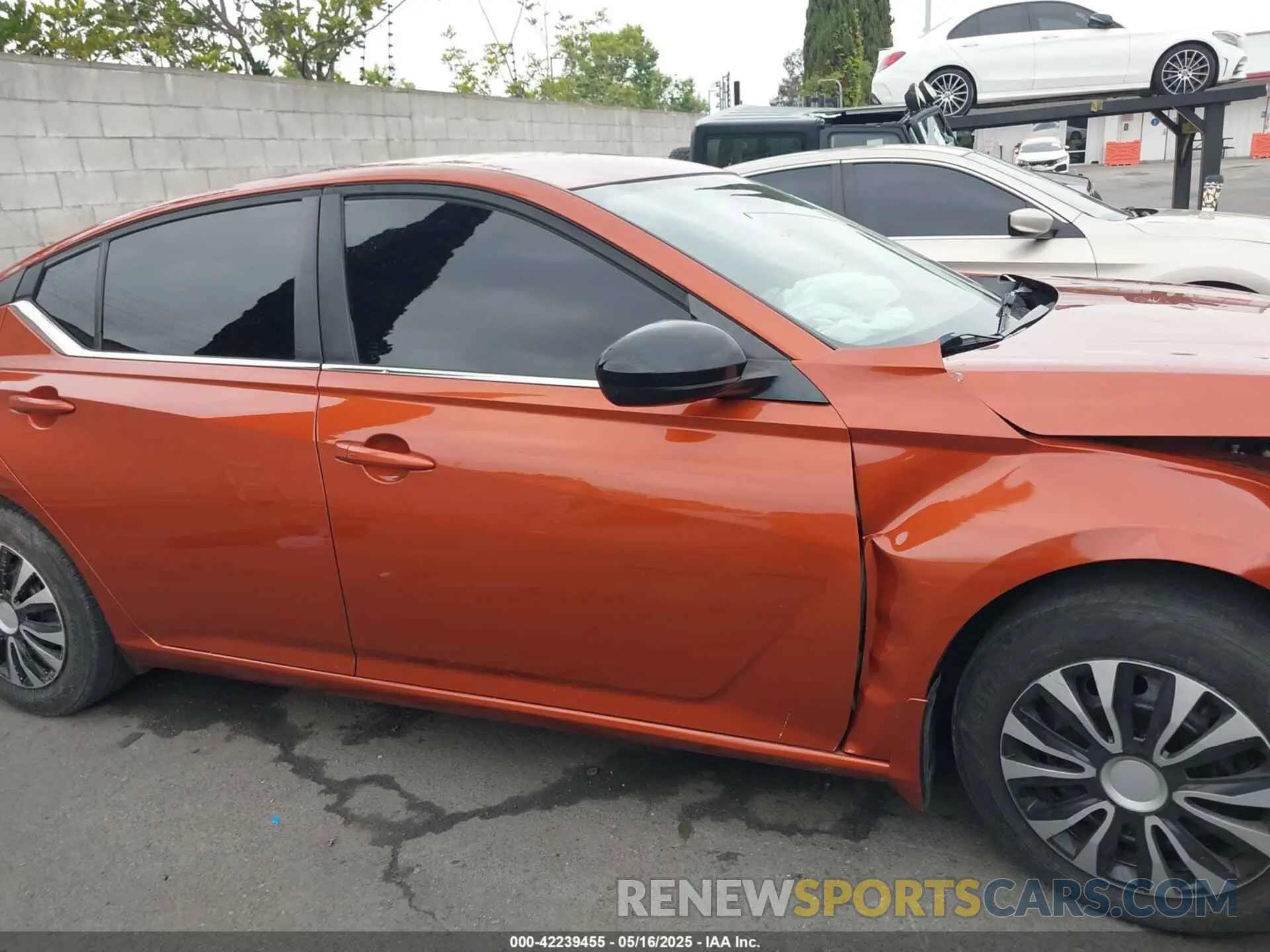 13 fotografías del automóvil dañado 1N4BL4CV9LN311843 NISSAN ALTIMA 2020