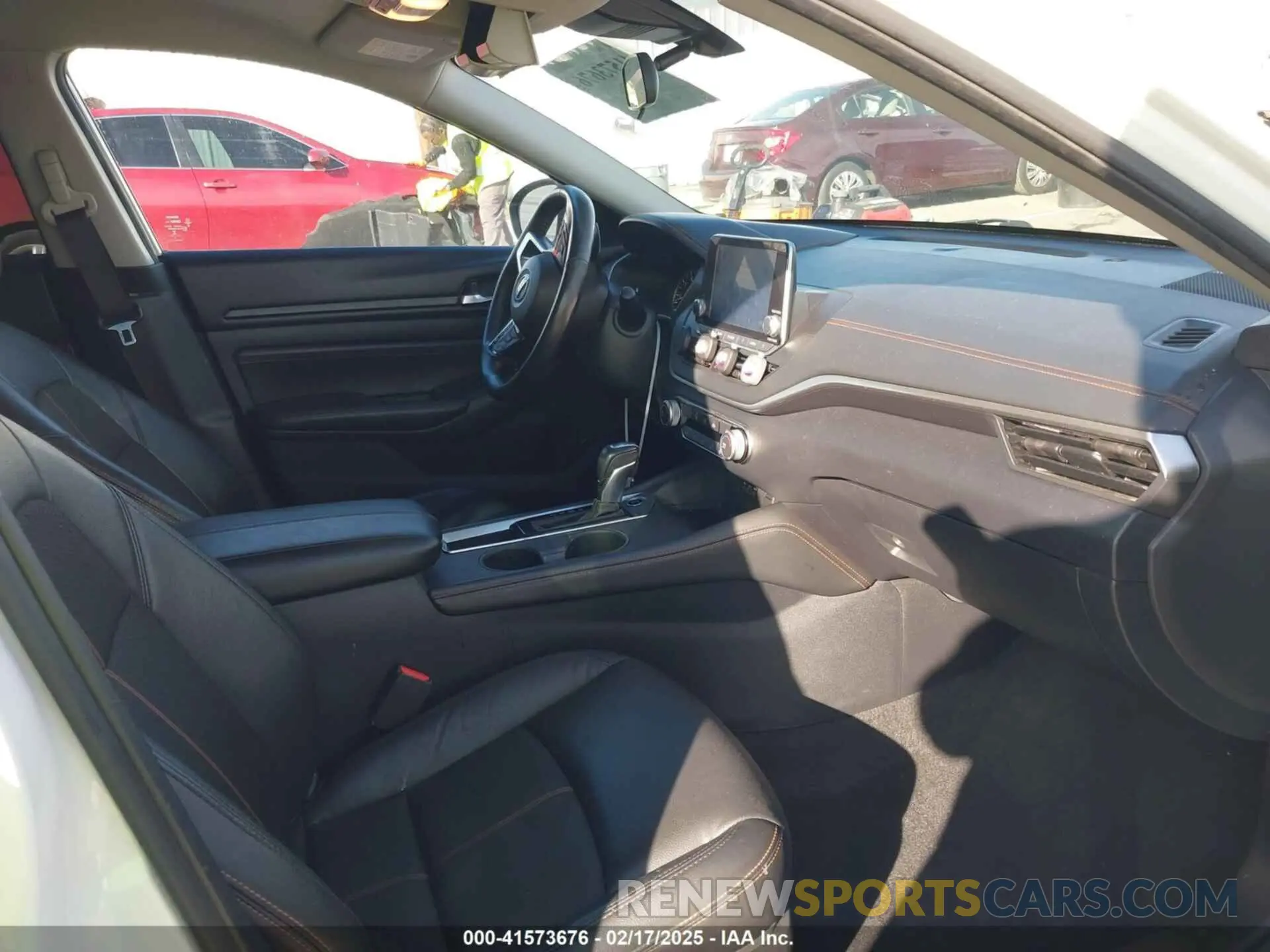 5 fotografías del automóvil dañado 1N4BL4CV9LN313690 NISSAN ALTIMA 2020