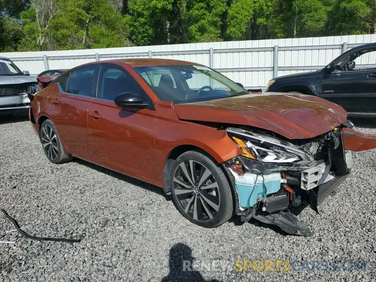 4 fotografías del automóvil dañado 1N4BL4CVXLN319160 NISSAN ALTIMA 2020