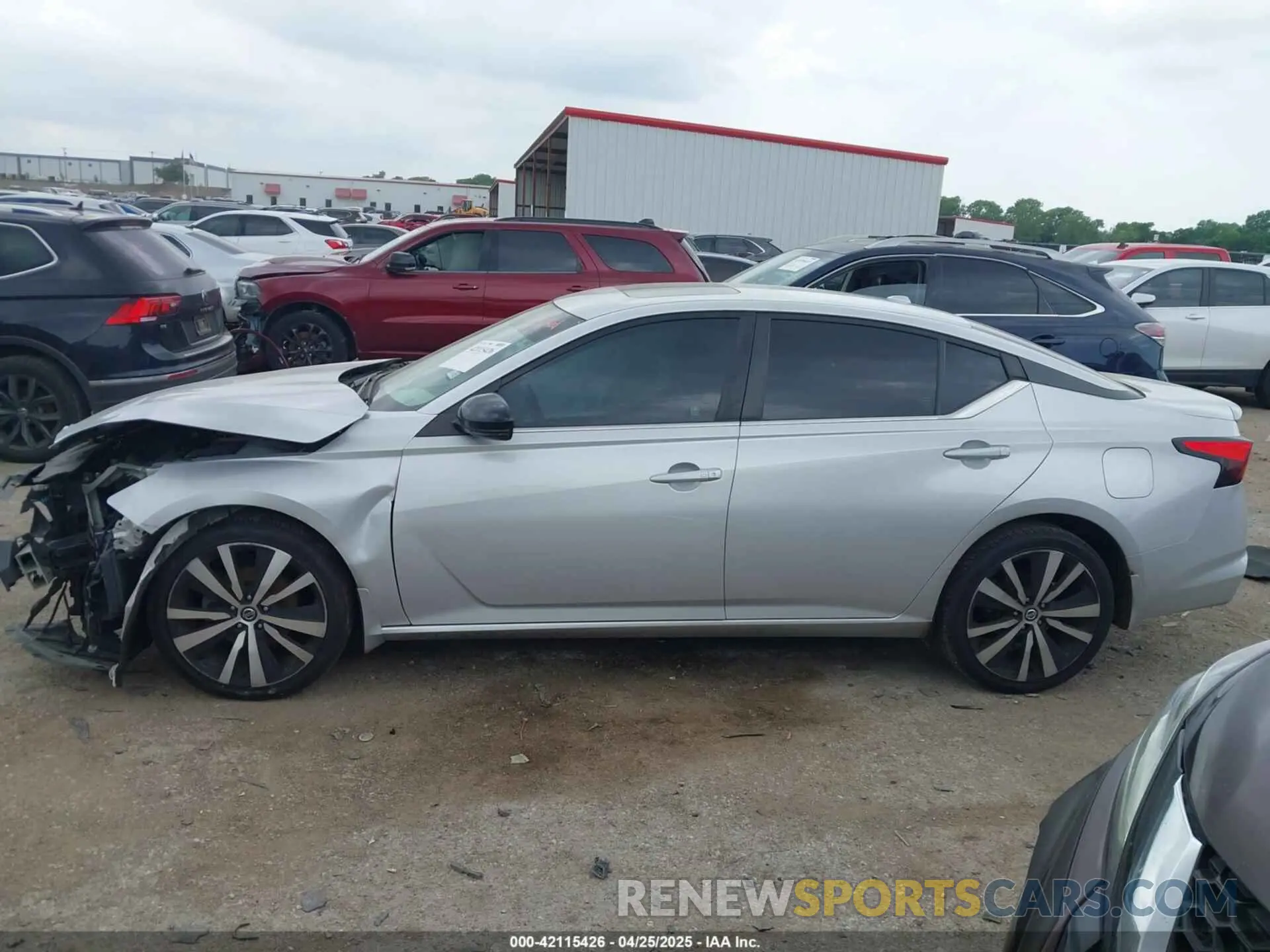 14 fotografías del automóvil dañado 1N4BL4CW1LC187930 NISSAN ALTIMA 2020