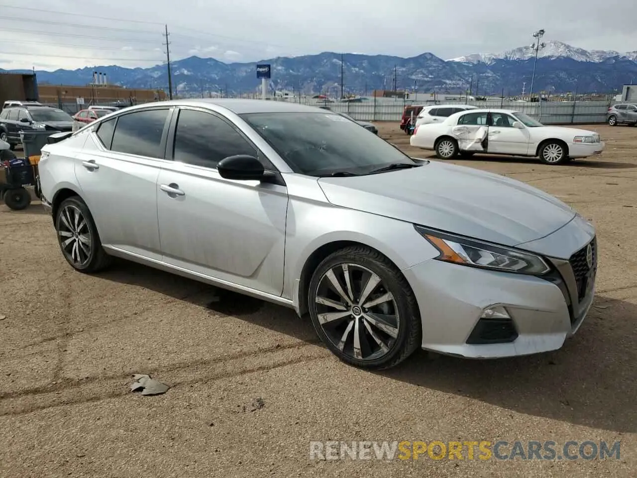 4 fotografías del automóvil dañado 1N4BL4CW4LN314710 NISSAN ALTIMA 2020