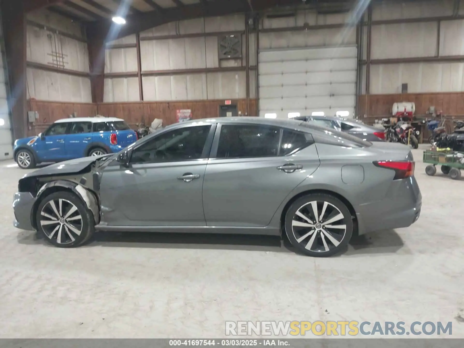 15 fotografías del automóvil dañado 1N4BL4CW4LN322967 NISSAN ALTIMA 2020