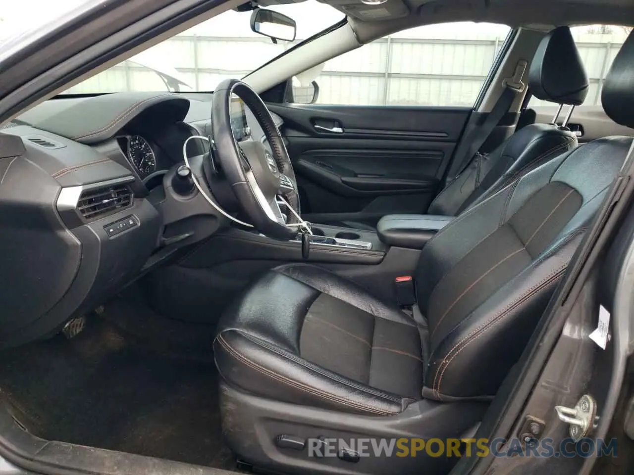 7 fotografías del automóvil dañado 1N4BL4CW6LN322419 NISSAN ALTIMA 2020