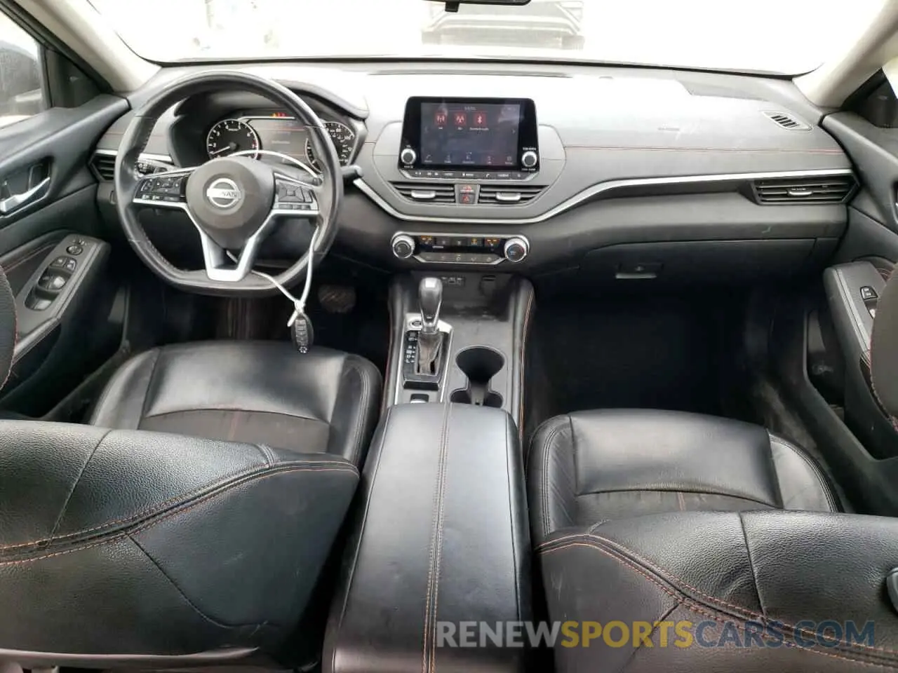 8 fotografías del automóvil dañado 1N4BL4CW6LN322419 NISSAN ALTIMA 2020