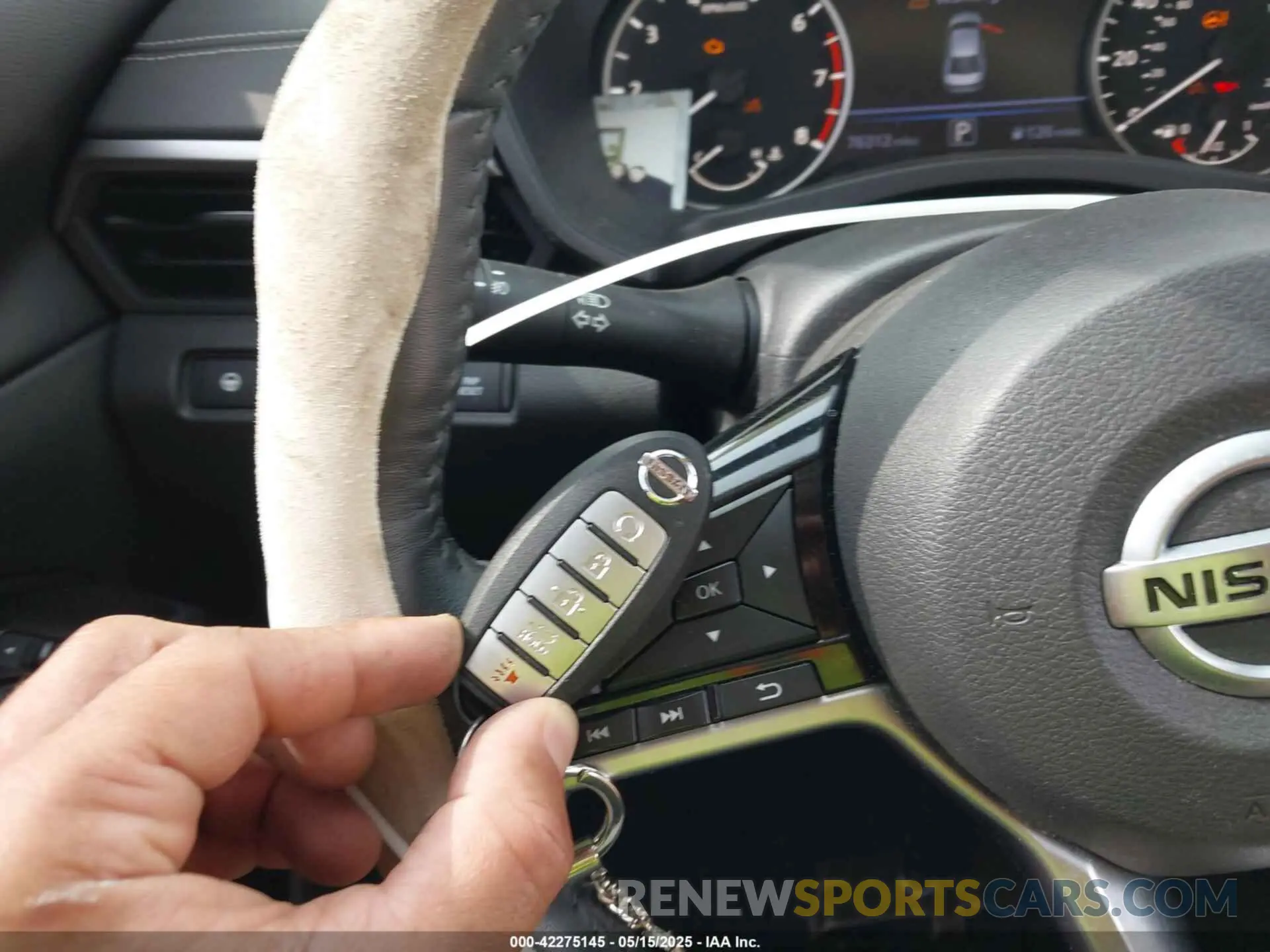 11 fotografías del automóvil dañado 1N4BL4DV4LN320934 NISSAN ALTIMA 2020