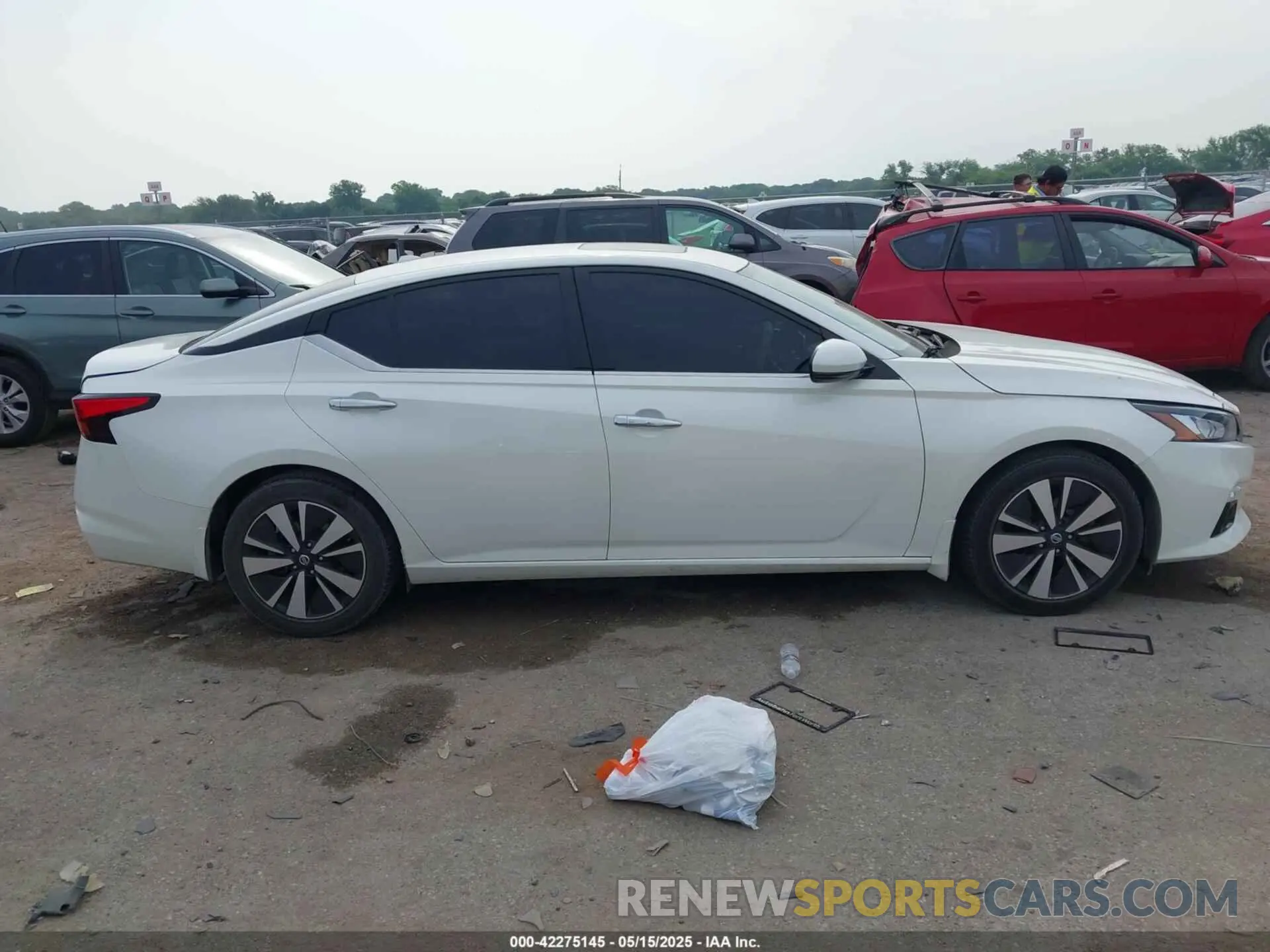 13 fotografías del automóvil dañado 1N4BL4DV4LN320934 NISSAN ALTIMA 2020