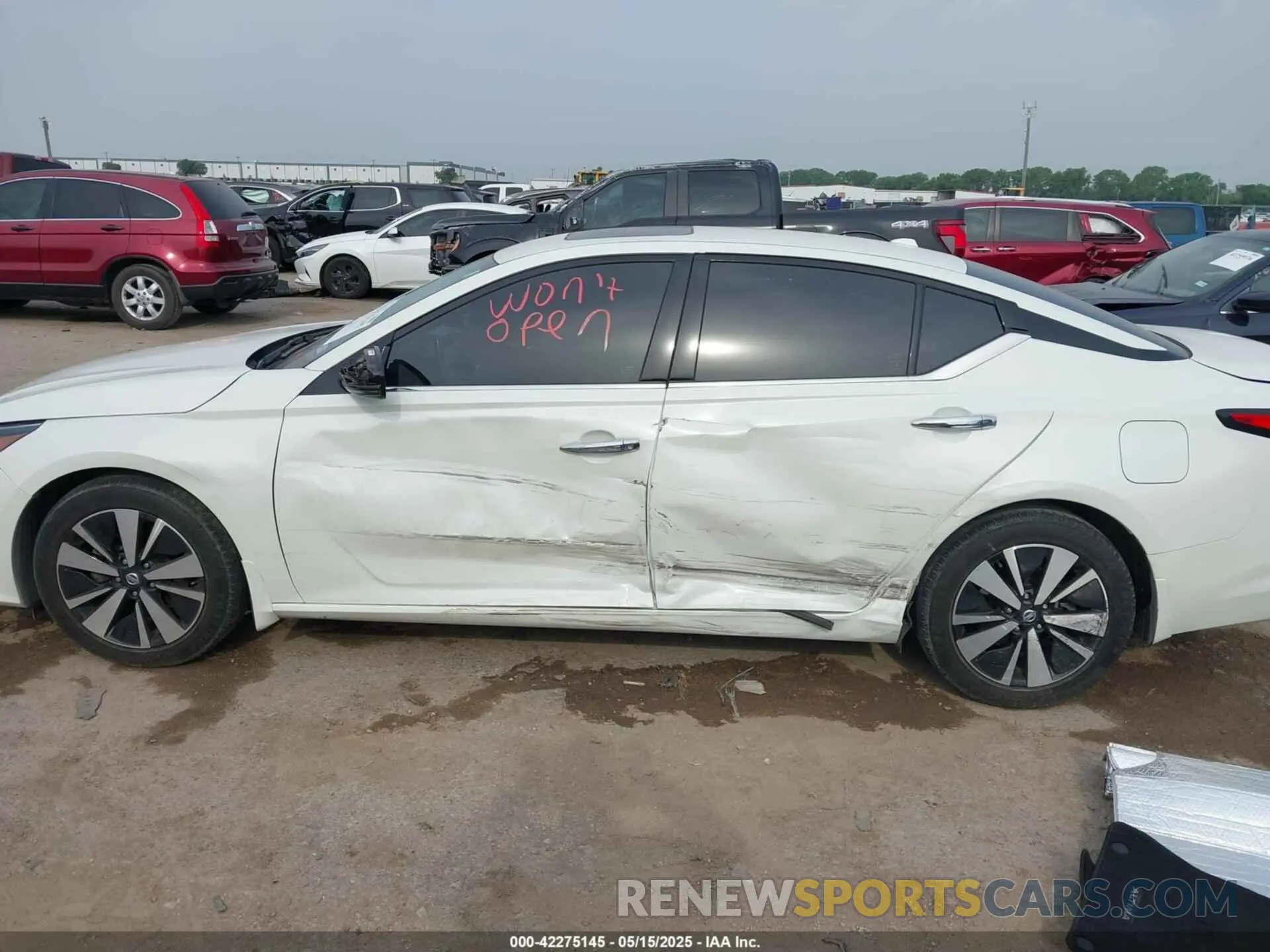14 fotografías del automóvil dañado 1N4BL4DV4LN320934 NISSAN ALTIMA 2020
