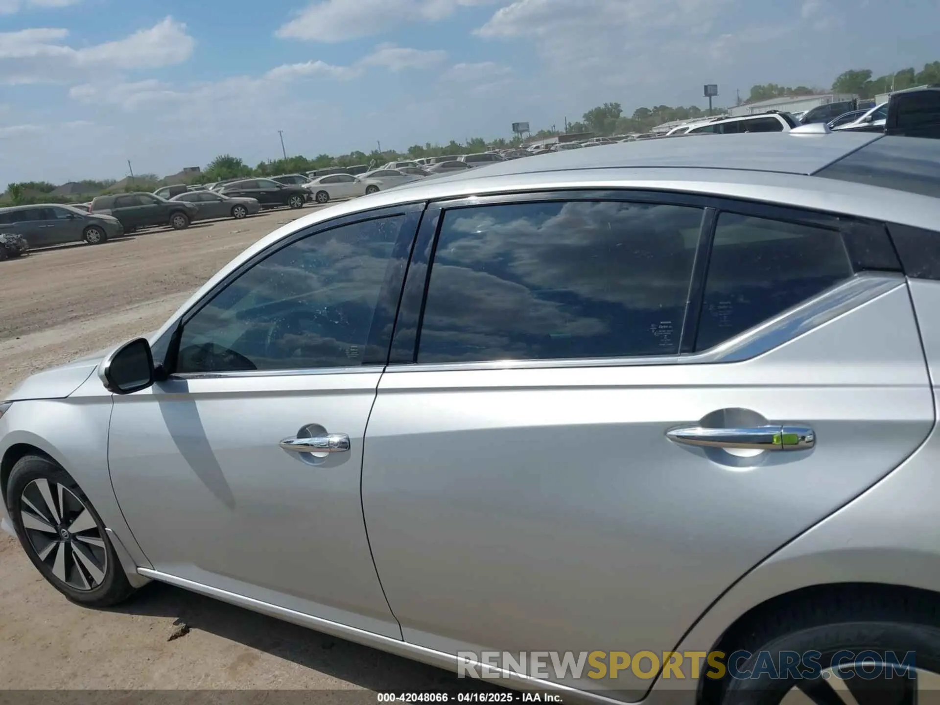 13 fotografías del automóvil dañado 1N4BL4DV5LC182445 NISSAN ALTIMA 2020