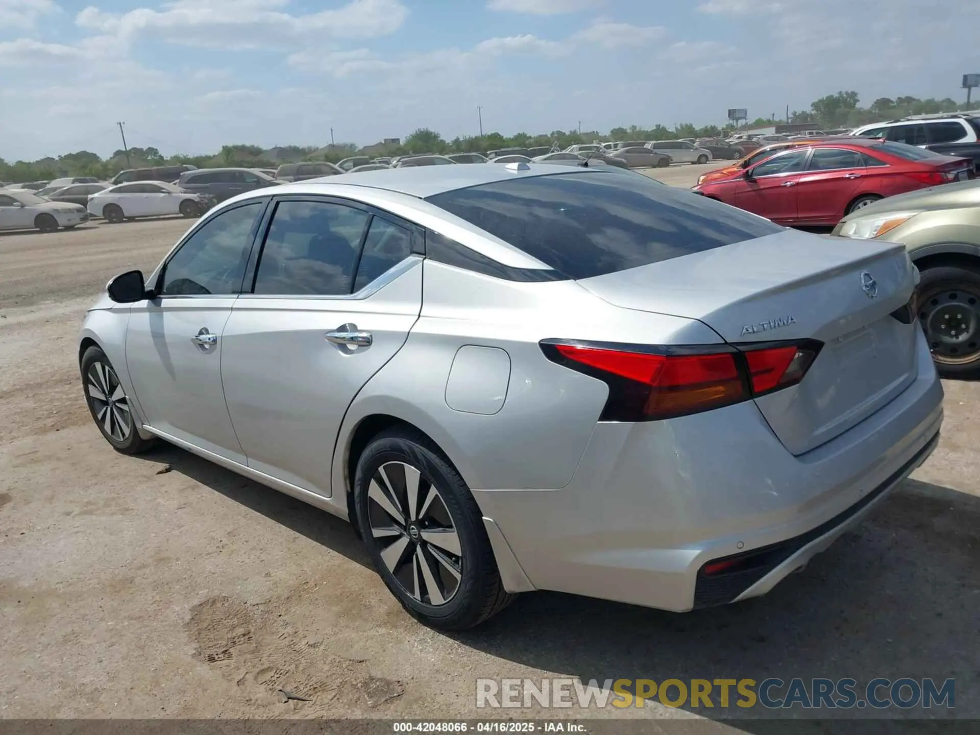 3 fotografías del automóvil dañado 1N4BL4DV5LC182445 NISSAN ALTIMA 2020