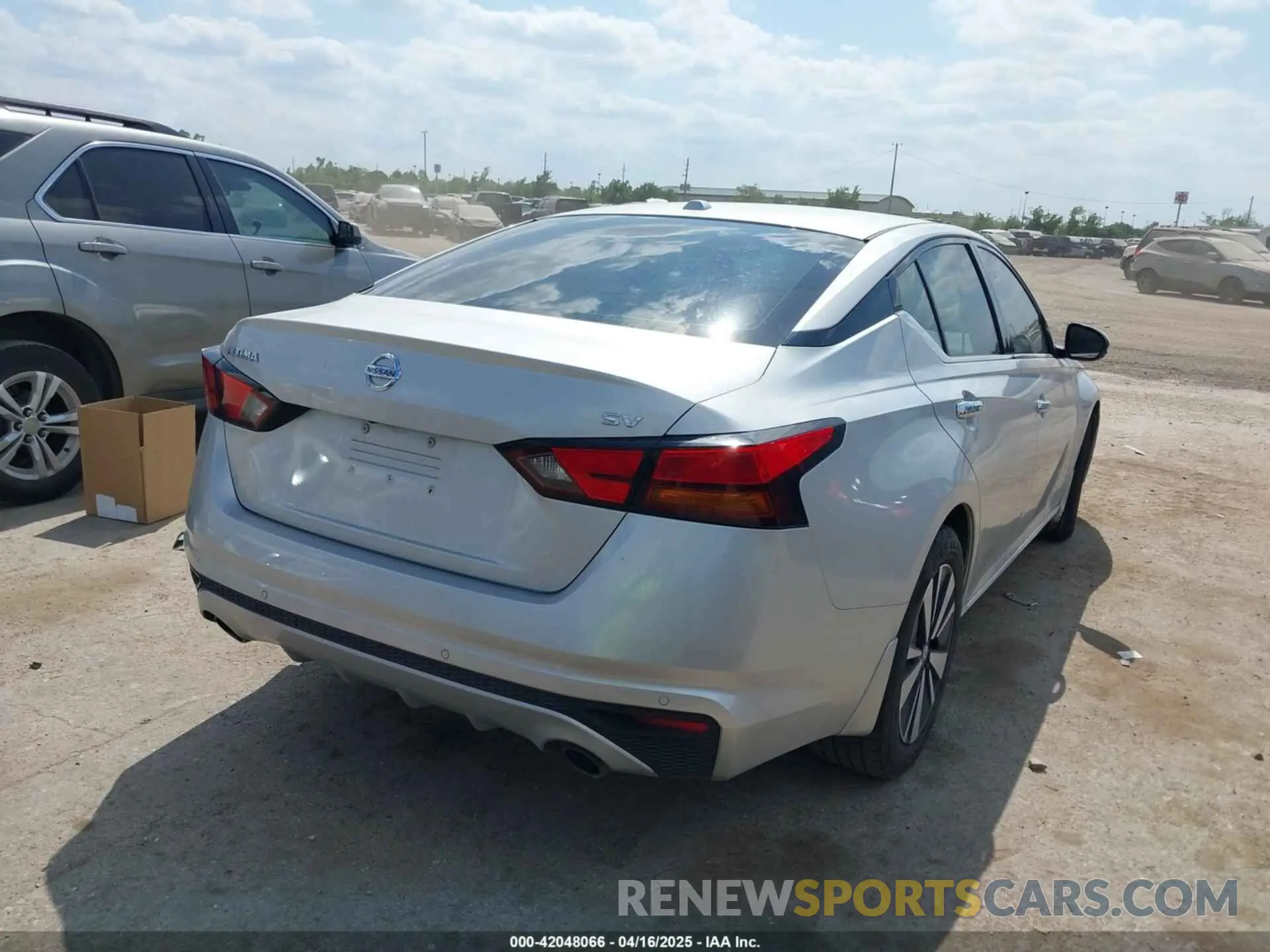 4 fotografías del automóvil dañado 1N4BL4DV5LC182445 NISSAN ALTIMA 2020