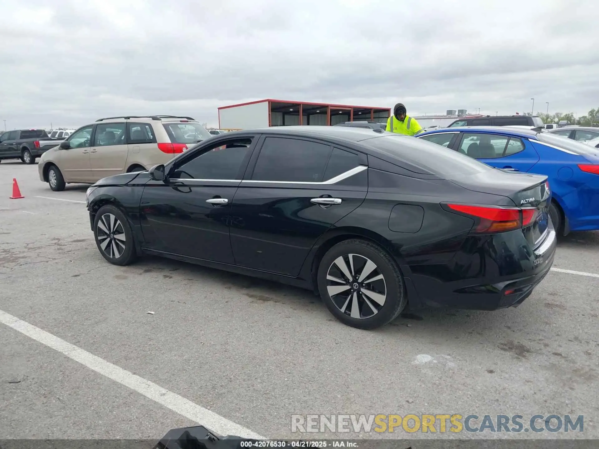 15 fotografías del automóvil dañado 1N4BL4DV5LC273148 NISSAN ALTIMA 2020