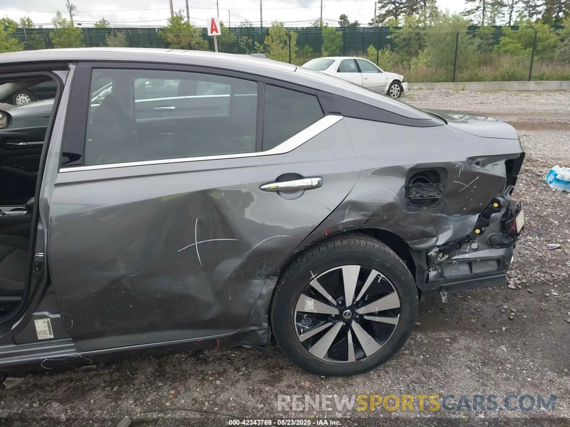 6 fotografías del automóvil dañado 1N4BL4DV7LC285771 NISSAN ALTIMA 2020