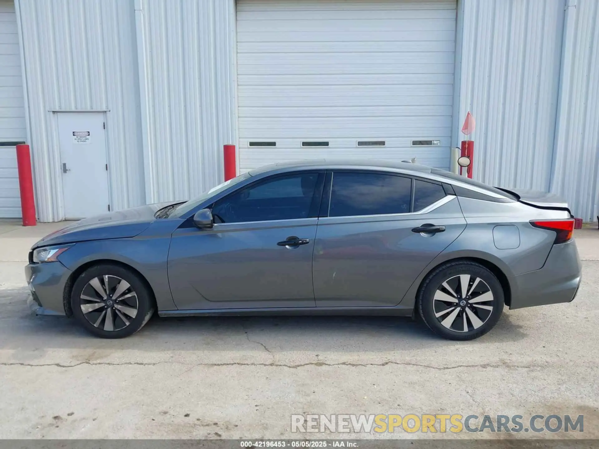 14 fotografías del automóvil dañado 1N4BL4EV2LC132570 NISSAN ALTIMA 2020