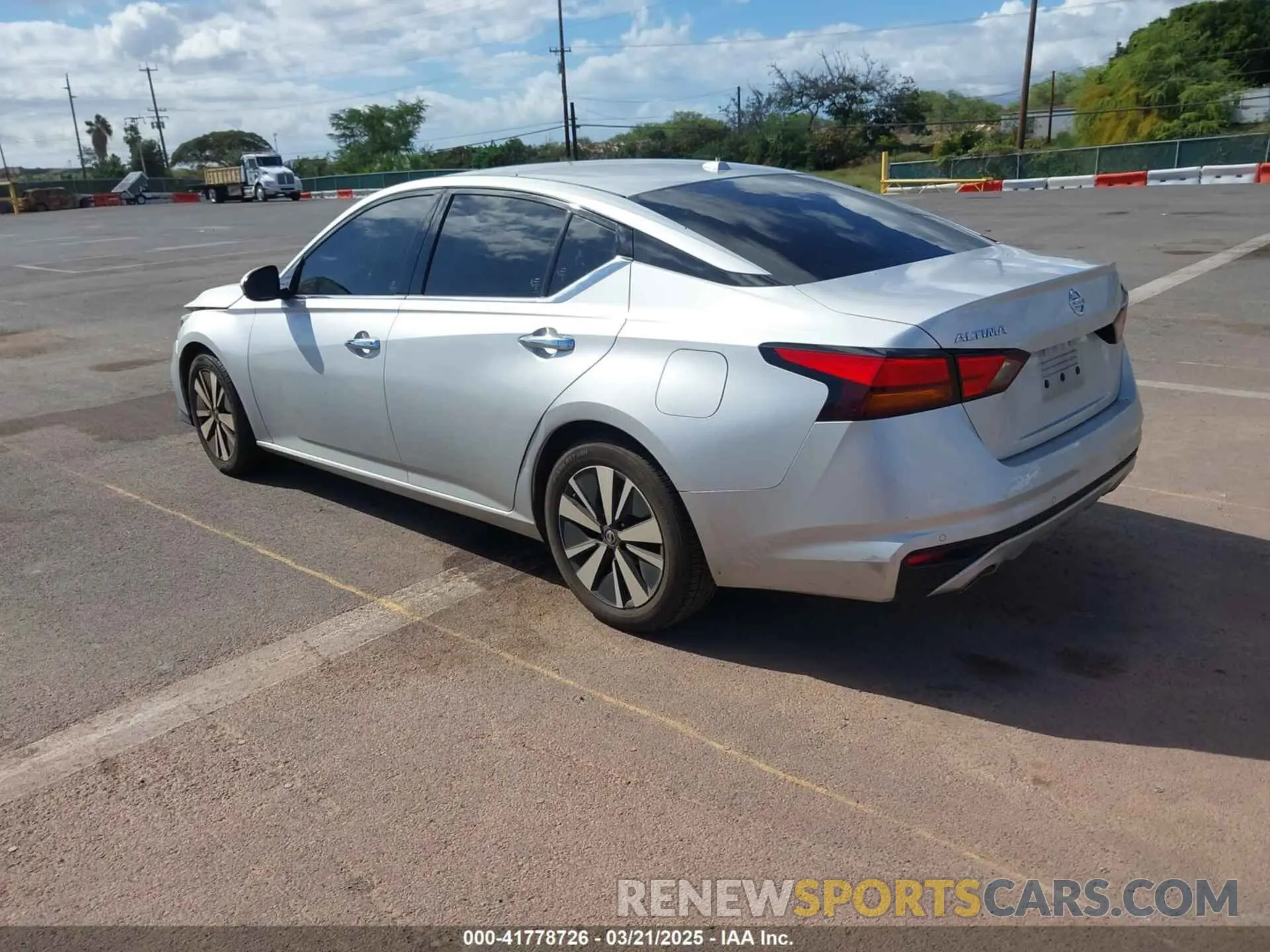 3 fotografías del automóvil dañado 1N4BL4EV2LC135355 NISSAN ALTIMA 2020