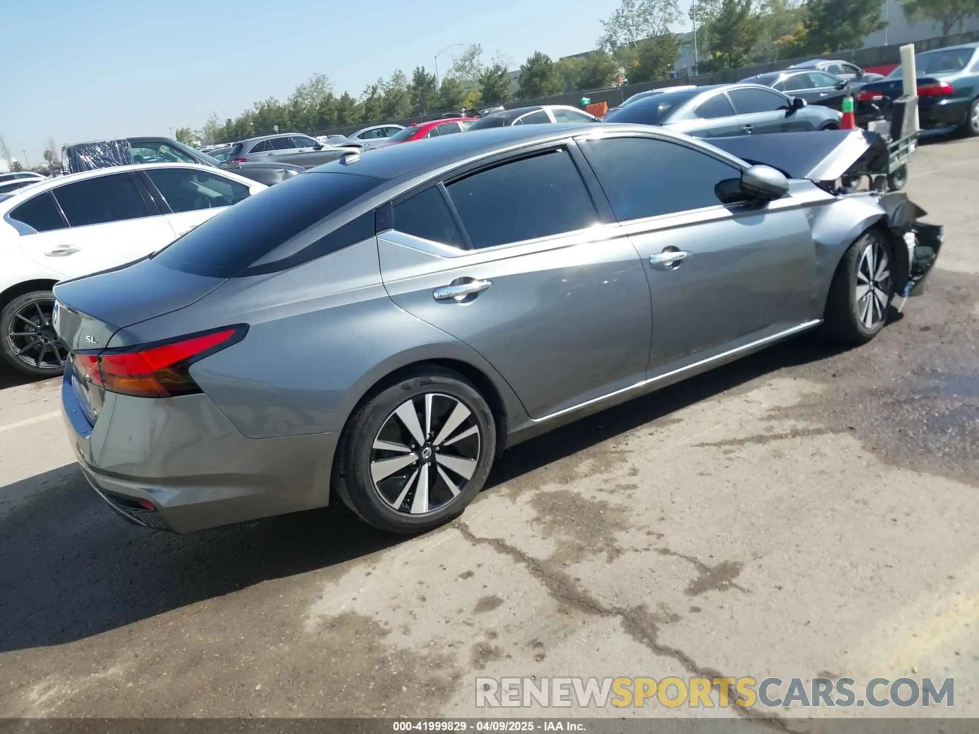 4 fotografías del automóvil dañado 1N4BL4EV2LC147277 NISSAN ALTIMA 2020