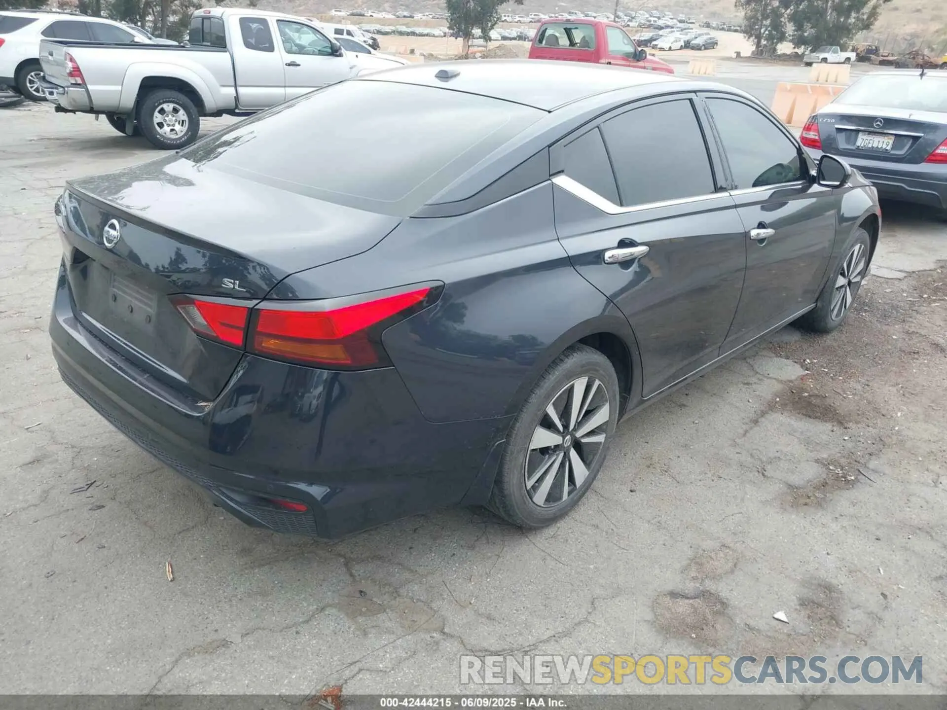 4 fotografías del automóvil dañado 1N4BL4EV6LC224698 NISSAN ALTIMA 2020
