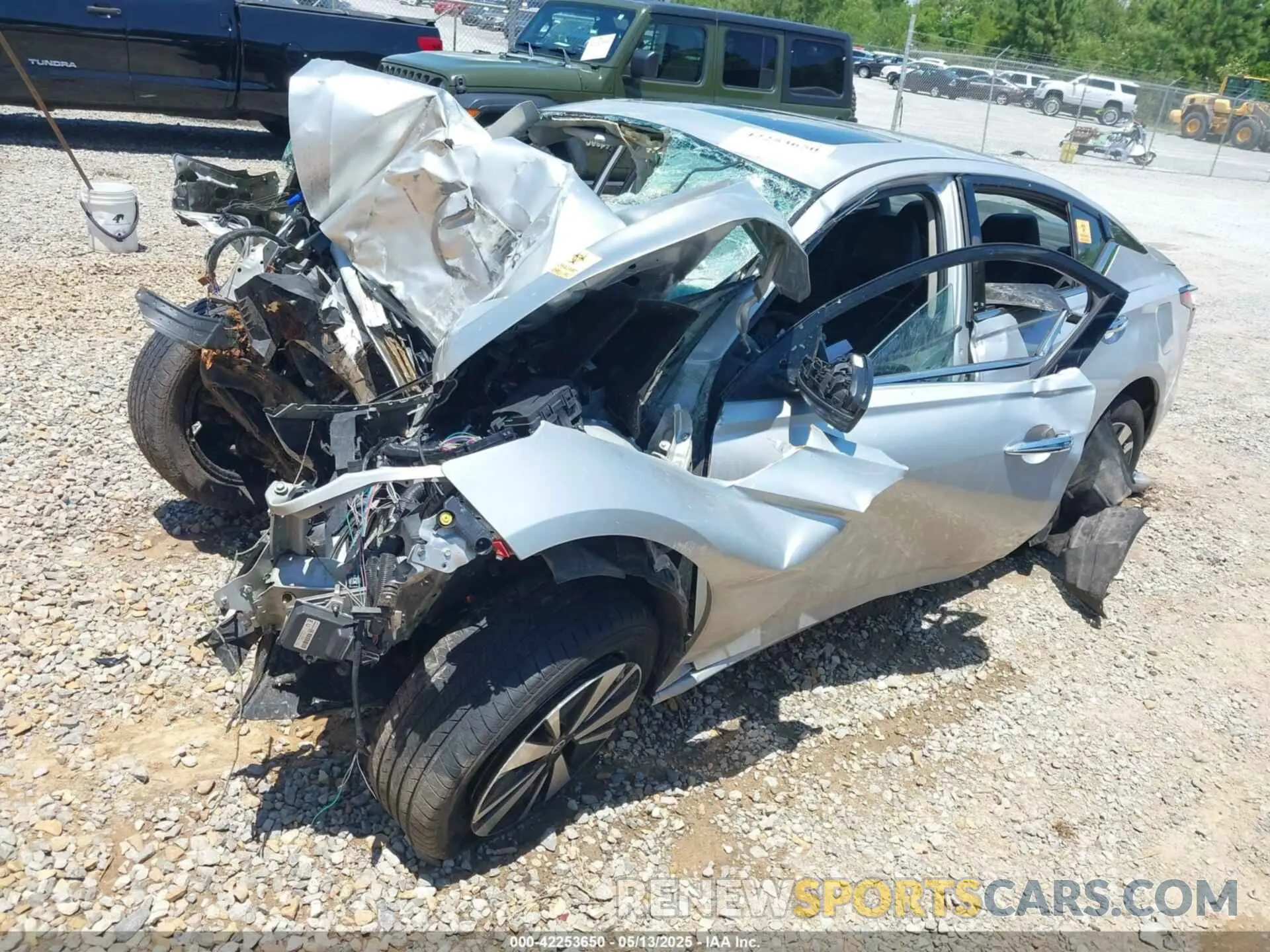 2 fotografías del automóvil dañado 1N4BL4EV7LC163877 NISSAN ALTIMA 2020