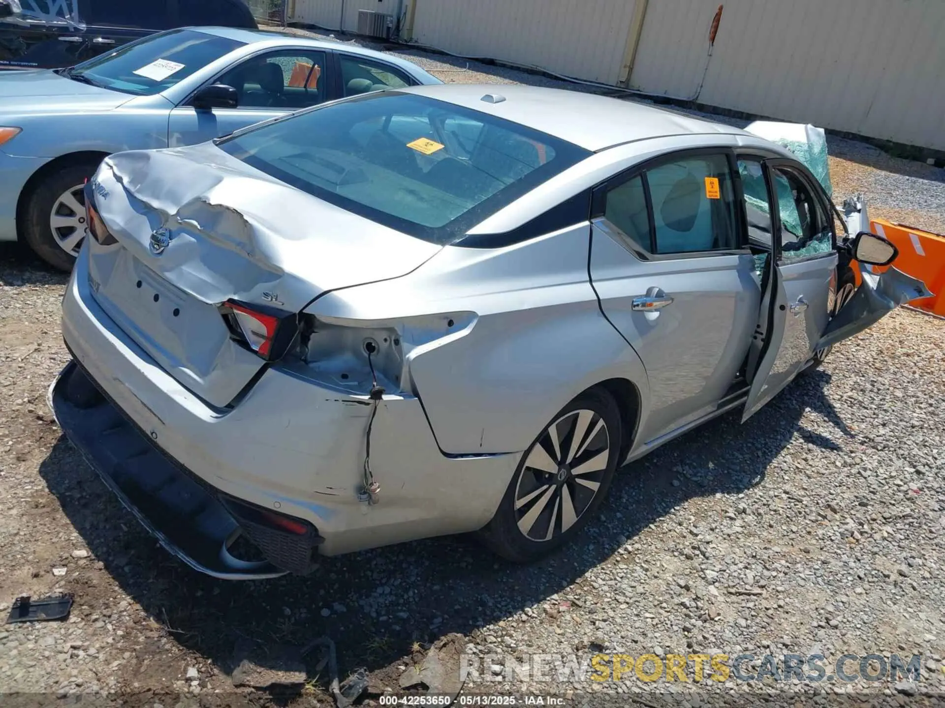 4 fotografías del automóvil dañado 1N4BL4EV7LC163877 NISSAN ALTIMA 2020