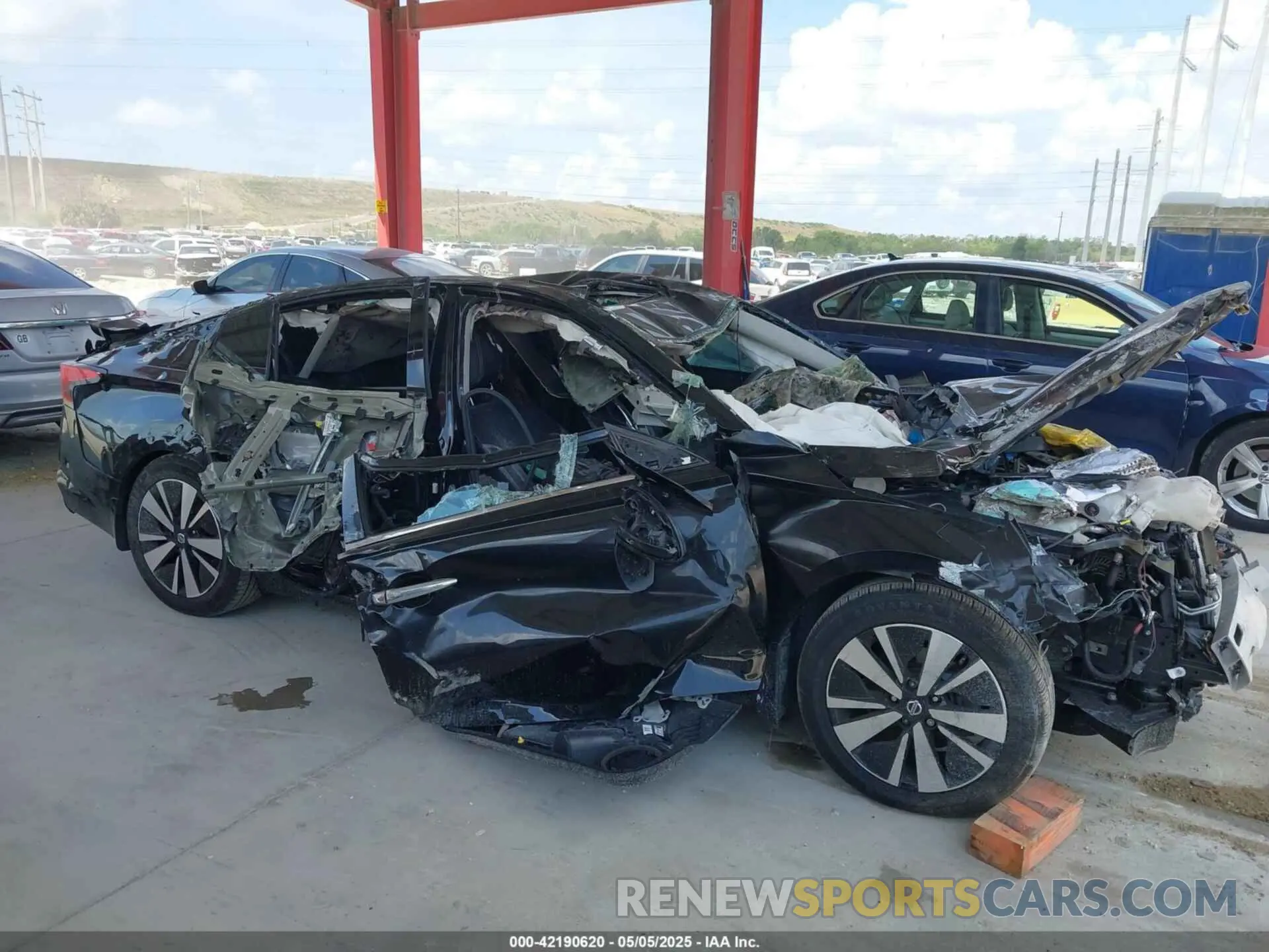 12 fotografías del automóvil dañado 1N4BL4EV7LC250842 NISSAN ALTIMA 2020