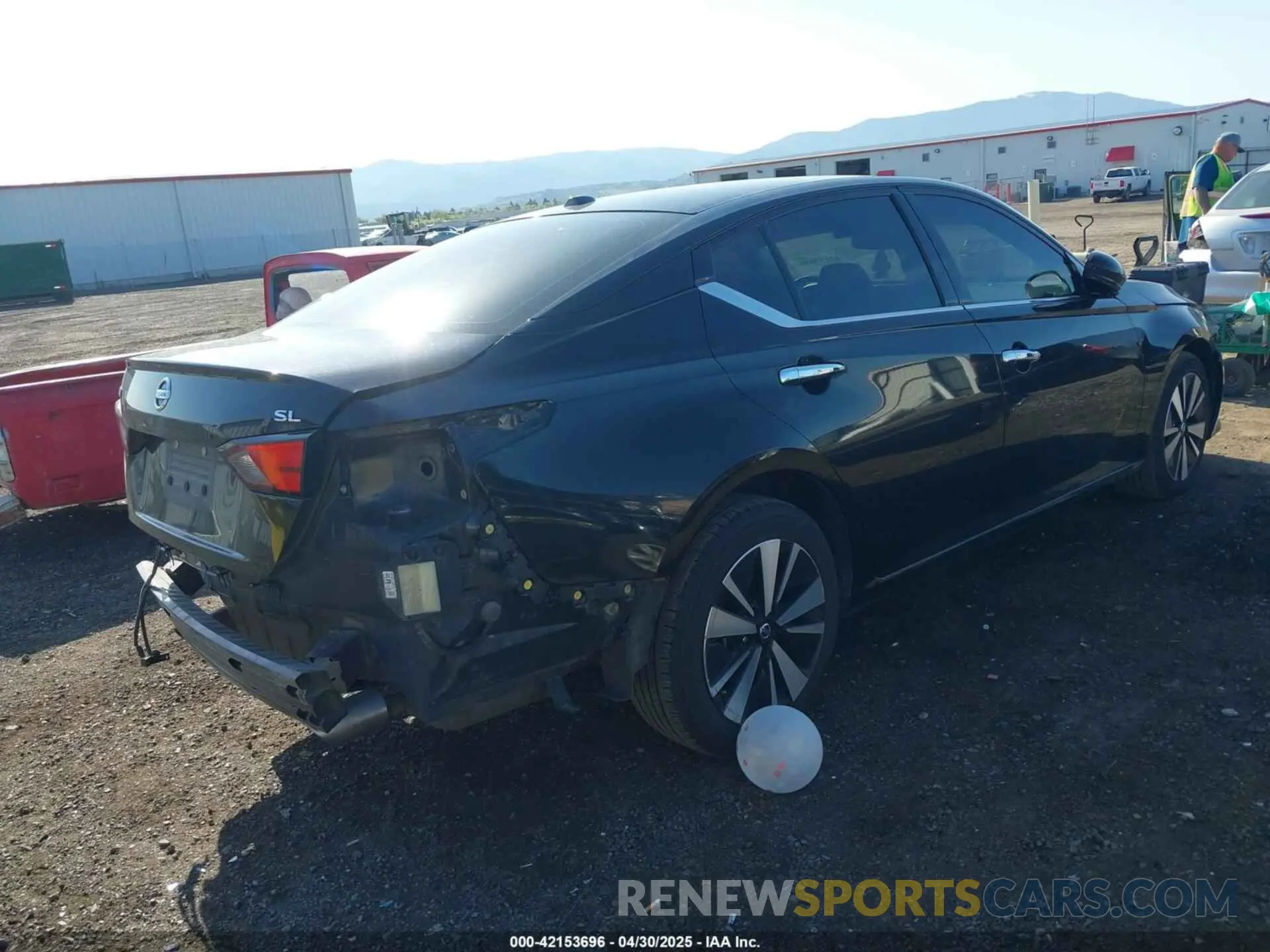 4 fotografías del automóvil dañado 1N4BL4EVXLC147124 NISSAN ALTIMA 2020