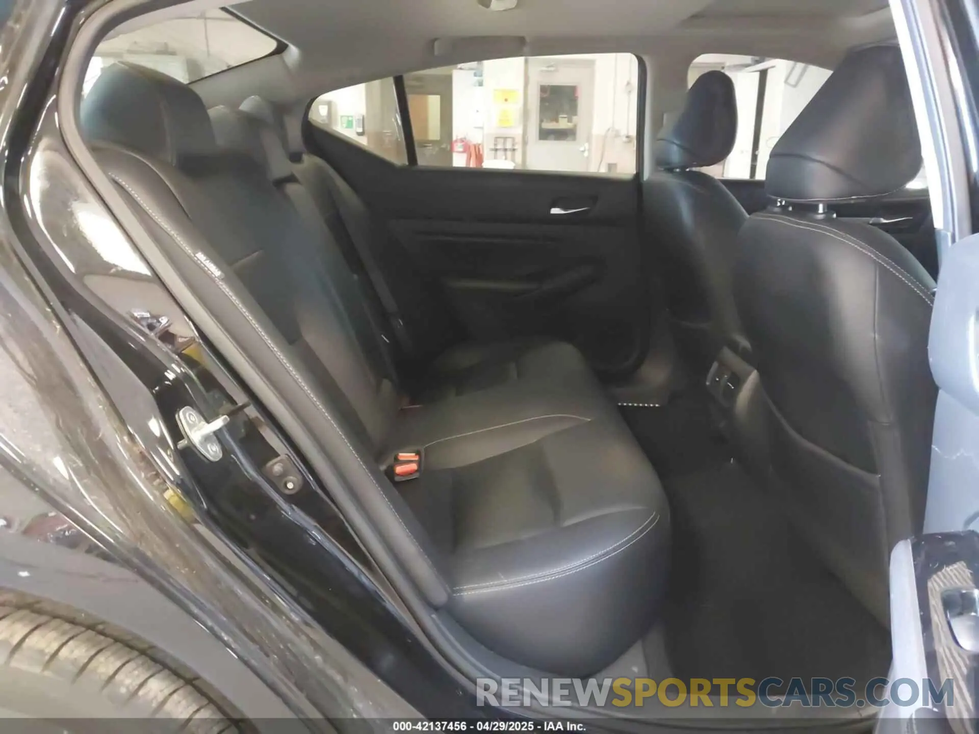 8 fotografías del automóvil dañado 1N4BL4EVXLC157426 NISSAN ALTIMA 2020