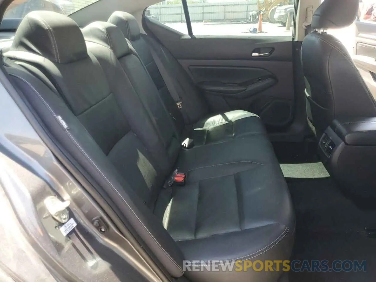 10 fotografías del automóvil dañado 1N4BL4FV0LN303741 NISSAN ALTIMA 2020