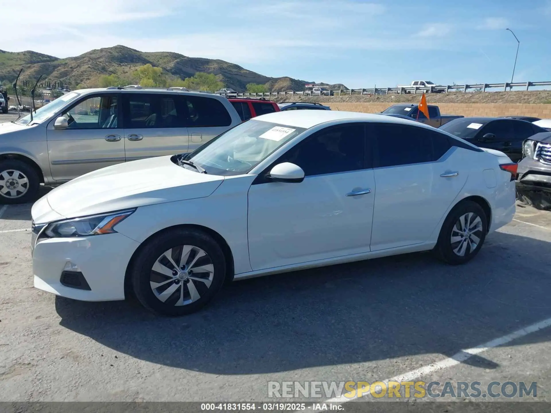 14 fotografías del automóvil dañado 1N4BL4BV1MN392131 NISSAN ALTIMA 2021