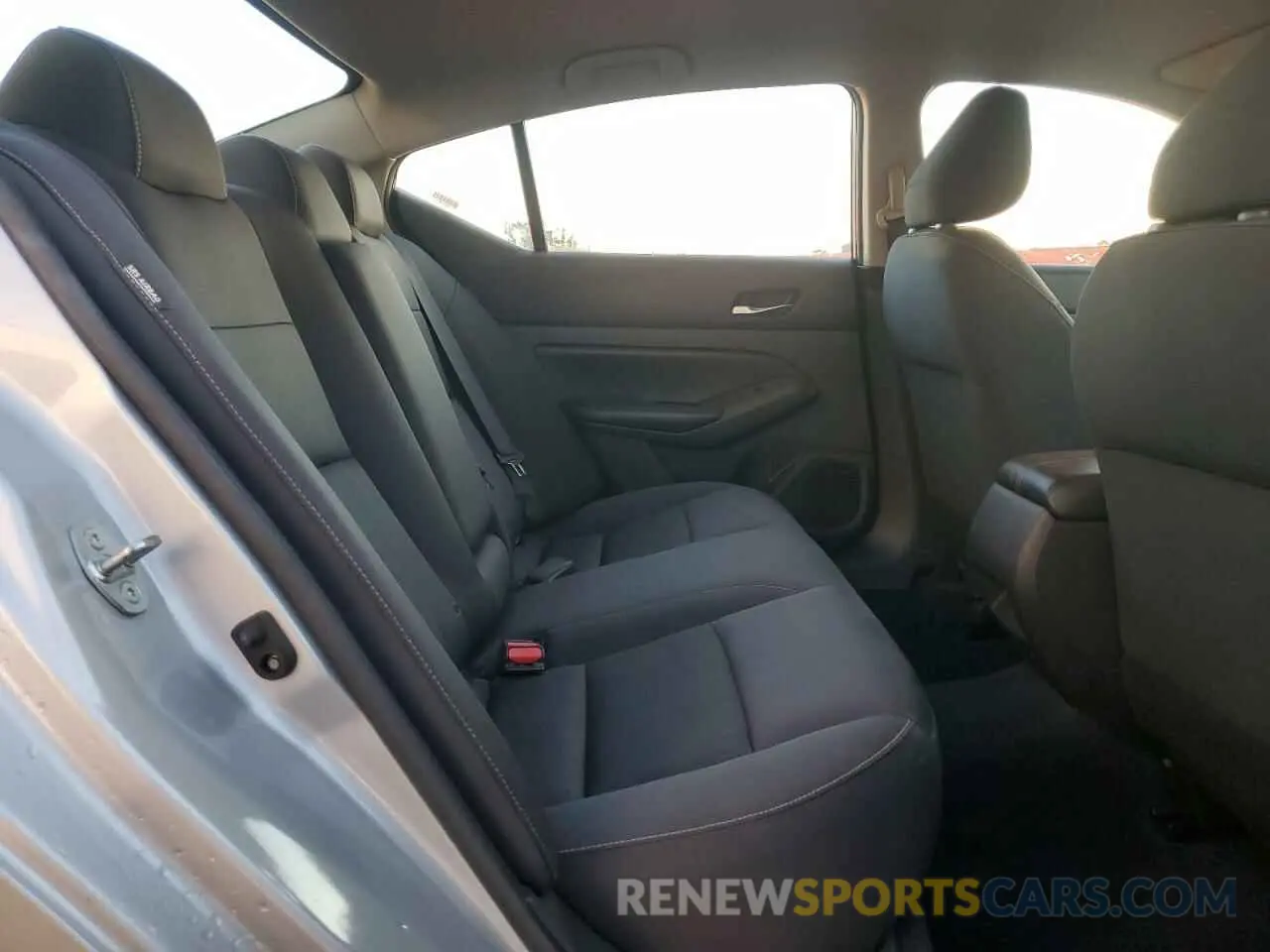 10 fotografías del automóvil dañado 1N4BL4BV3MN387724 NISSAN ALTIMA 2021