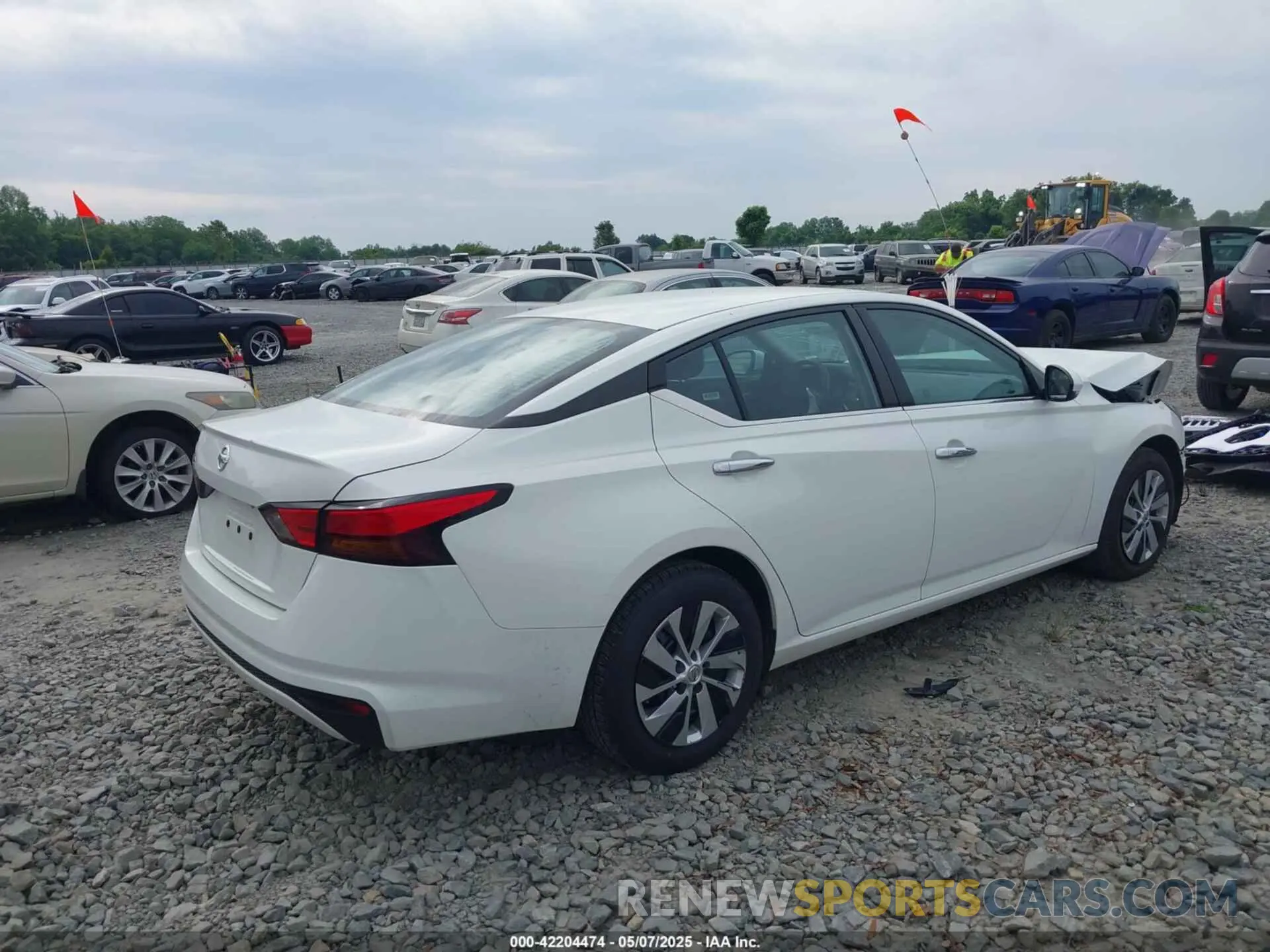 4 fotografías del automóvil dañado 1N4BL4BV8MN359627 NISSAN ALTIMA 2021