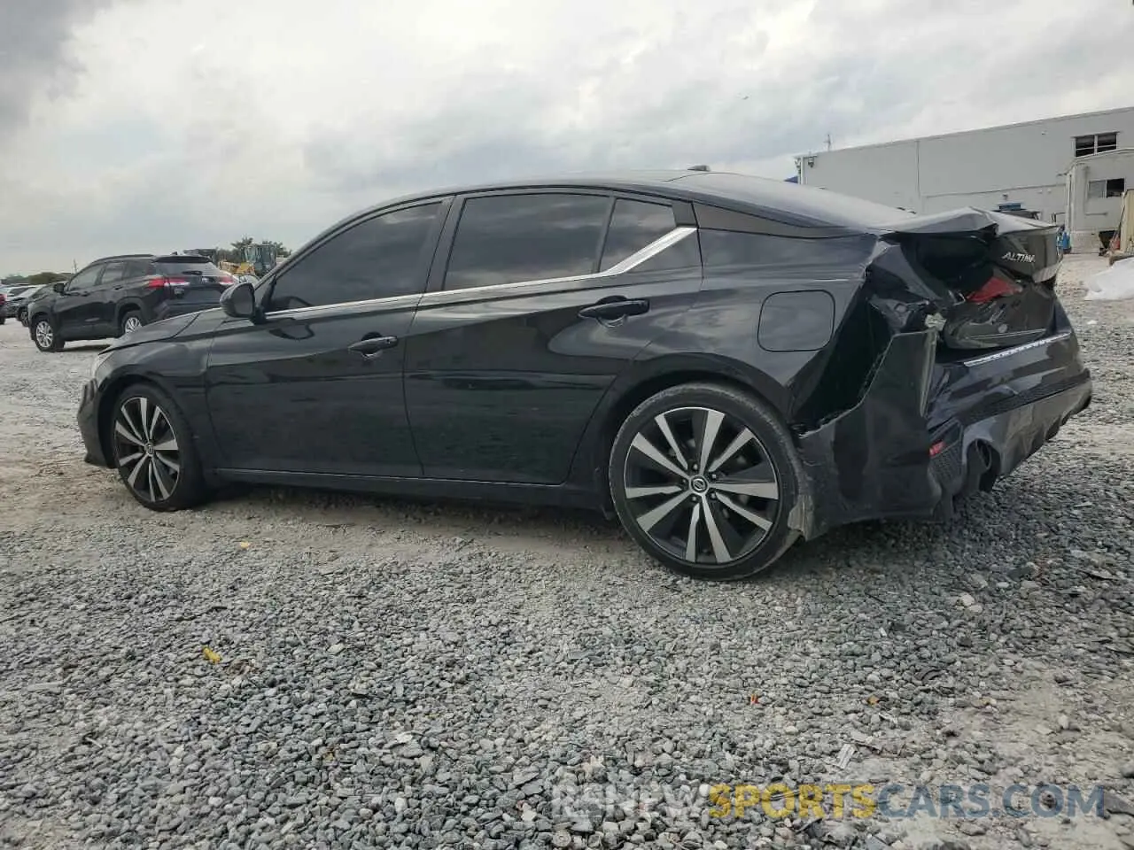 2 fotografías del automóvil dañado 1N4BL4CV1MN408682 NISSAN ALTIMA 2021