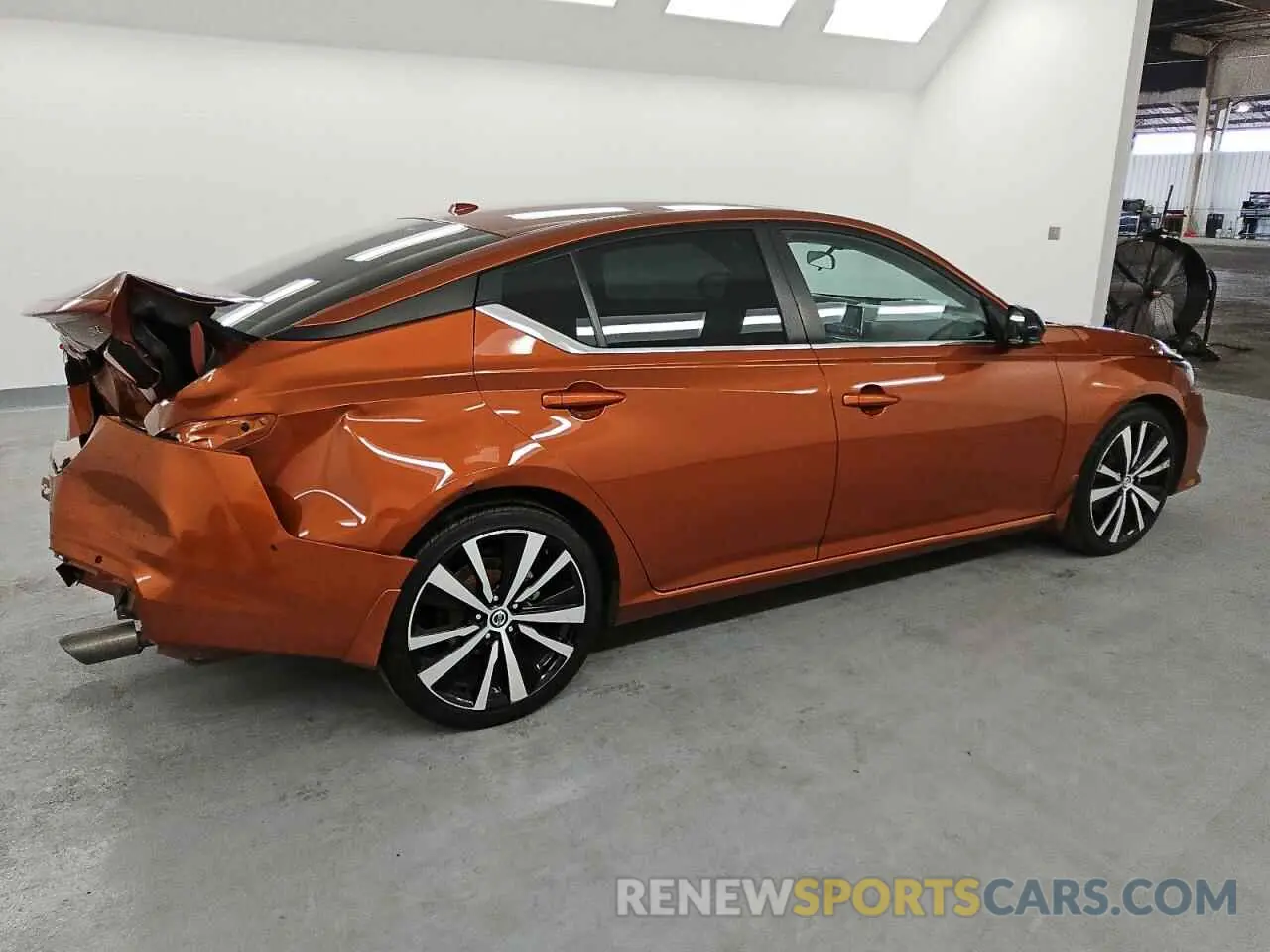 3 fotografías del automóvil dañado 1N4BL4CV2MN406830 NISSAN ALTIMA 2021