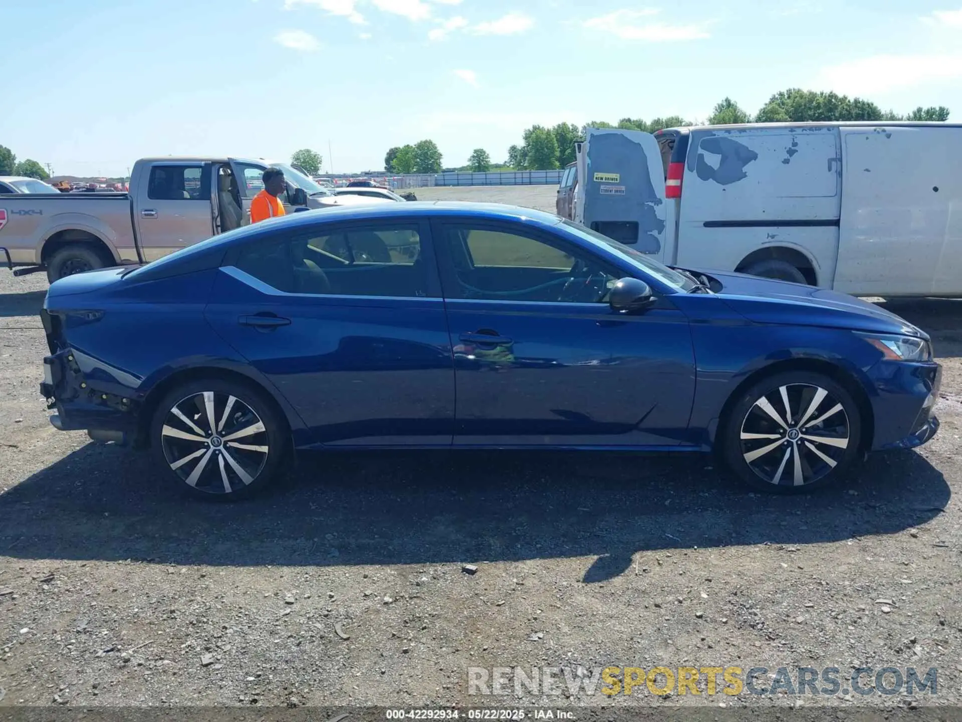 14 fotografías del automóvil dañado 1N4BL4CV2MN409663 NISSAN ALTIMA 2021
