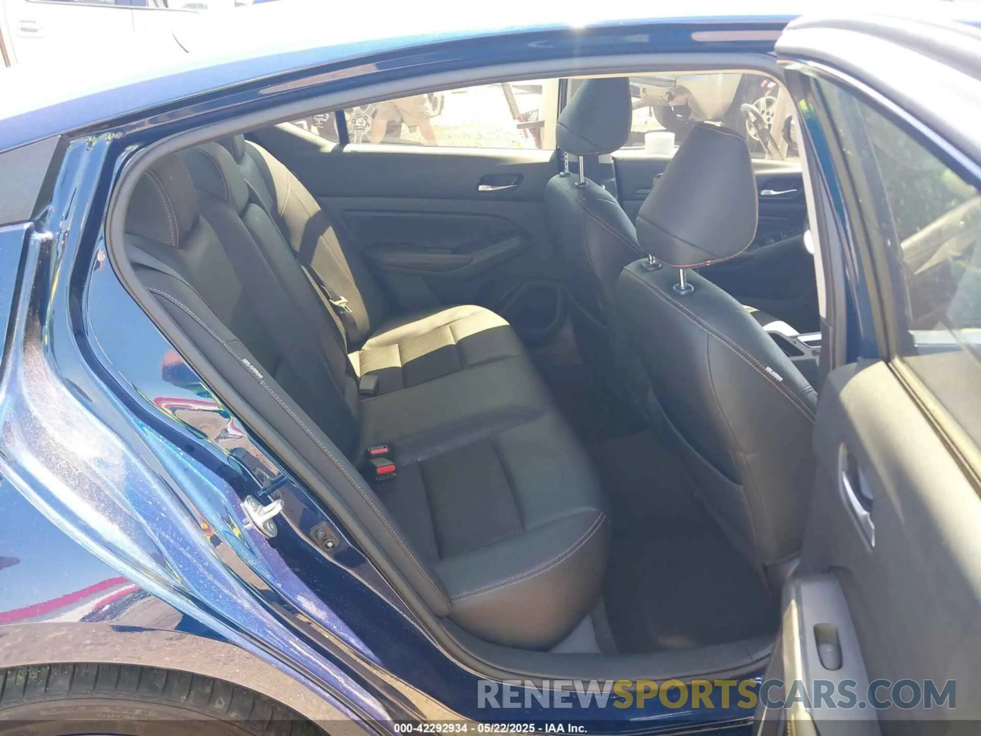 8 fotografías del automóvil dañado 1N4BL4CV2MN409663 NISSAN ALTIMA 2021