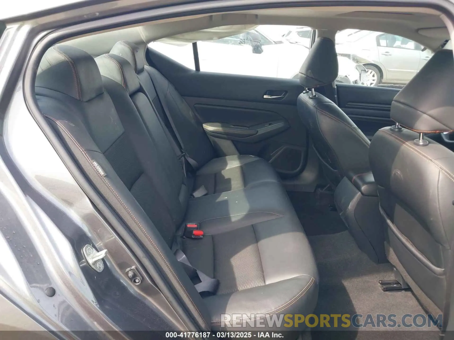 8 fotografías del automóvil dañado 1N4BL4CV4MN306647 NISSAN ALTIMA 2021