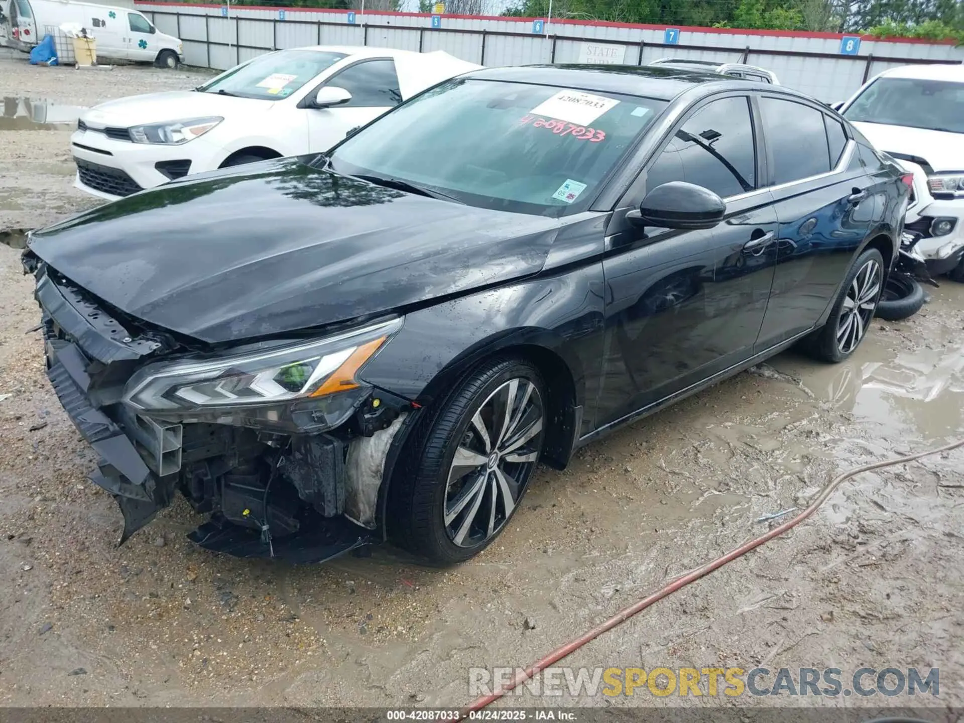 2 fotografías del automóvil dañado 1N4BL4CV4MN370364 NISSAN ALTIMA 2021
