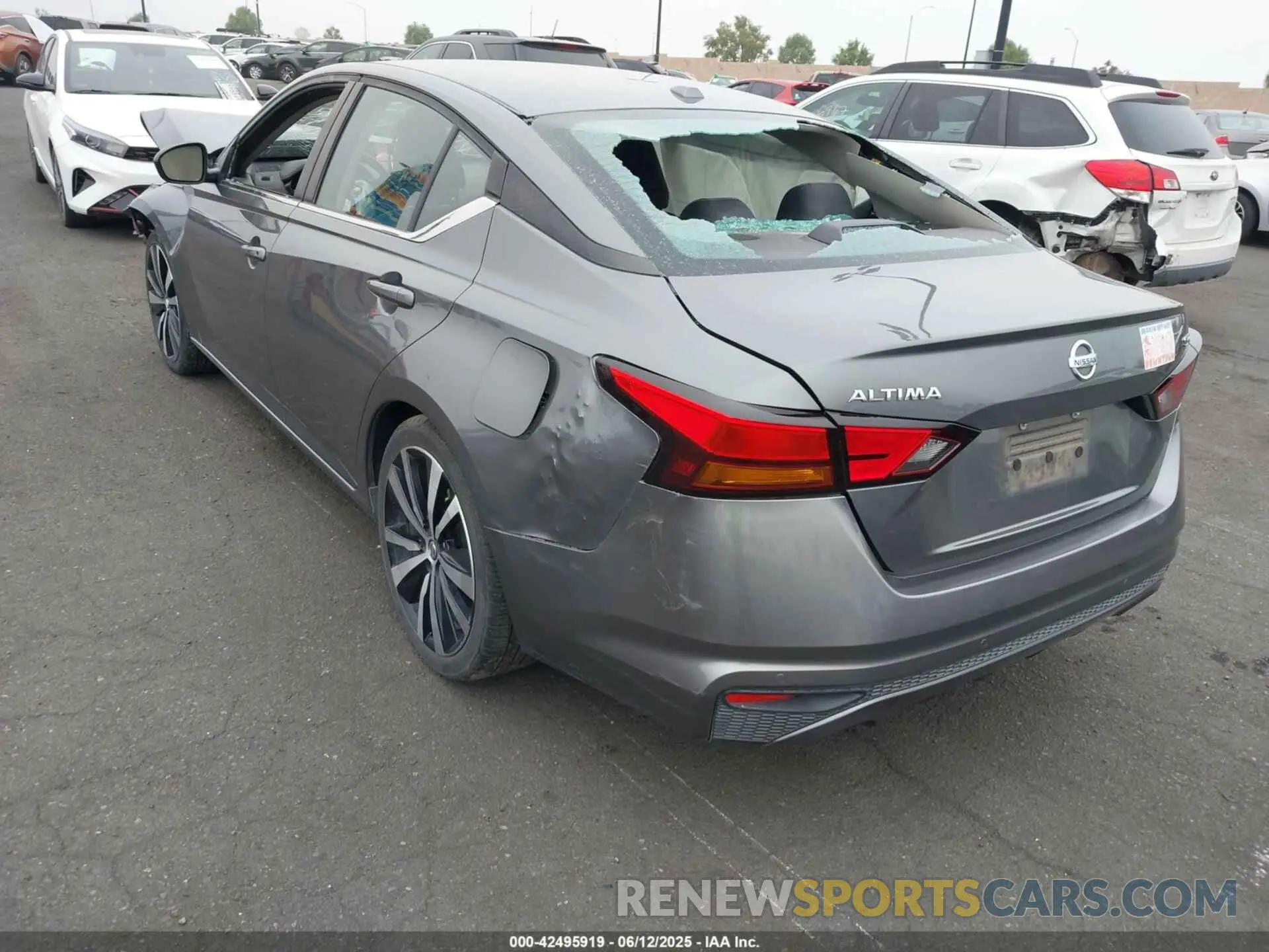 3 fotografías del automóvil dañado 1N4BL4CV4MN374804 NISSAN ALTIMA 2021