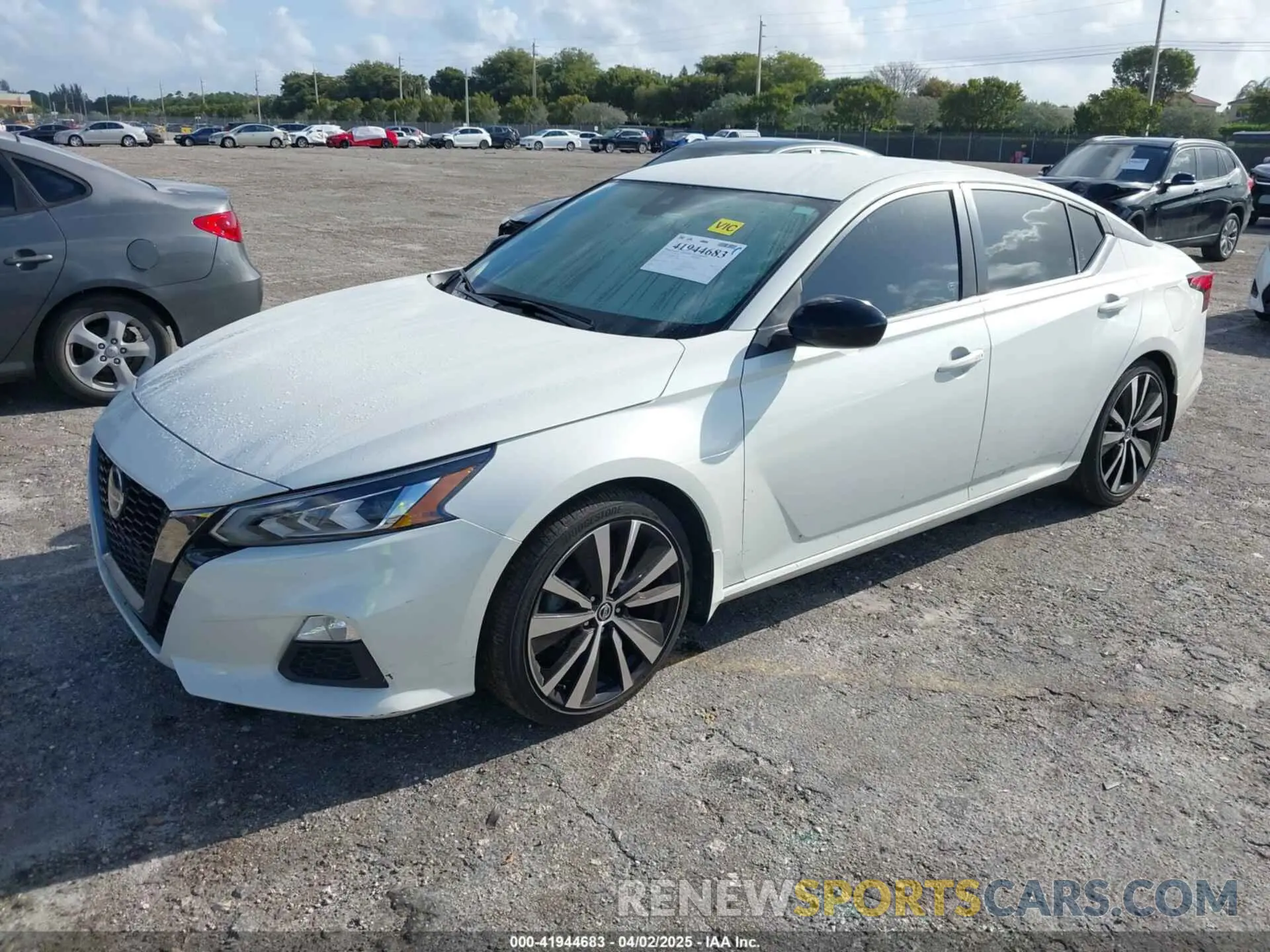 2 fotografías del automóvil dañado 1N4BL4CV4MN401158 NISSAN ALTIMA 2021