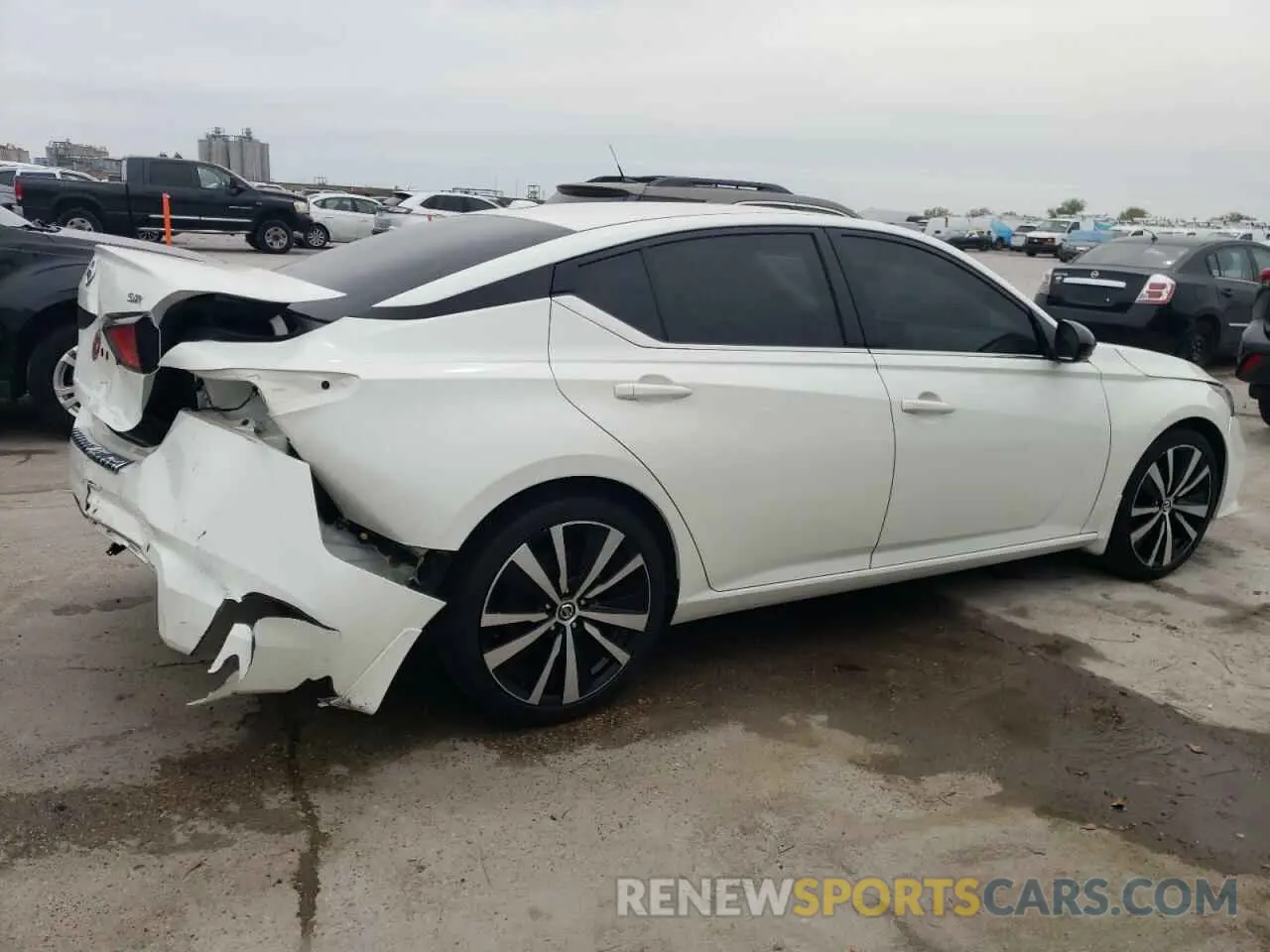 3 fotografías del automóvil dañado 1N4BL4CV6MN407303 NISSAN ALTIMA 2021