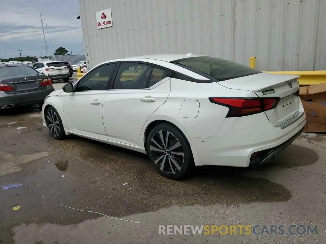 2 fotografías del automóvil dañado 1N4BL4CV7MN369158 NISSAN ALTIMA 2021