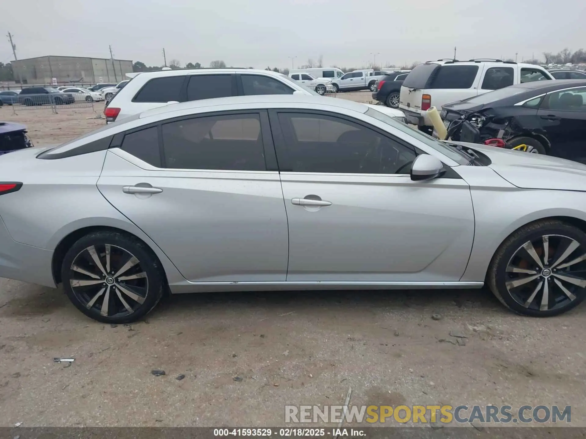 13 fotografías del automóvil dañado 1N4BL4CV7MN371959 NISSAN ALTIMA 2021
