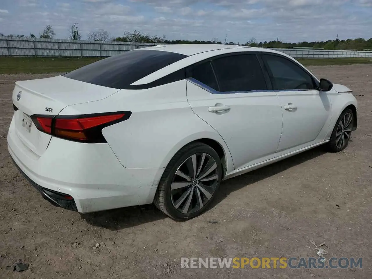 3 fotografías del automóvil dañado 1N4BL4CV7MN382850 NISSAN ALTIMA 2021