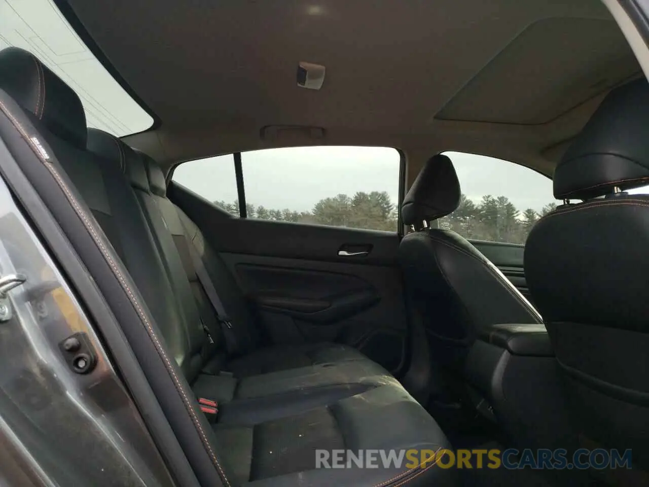 10 fotografías del automóvil dañado 1N4BL4CW2MN354608 NISSAN ALTIMA 2021