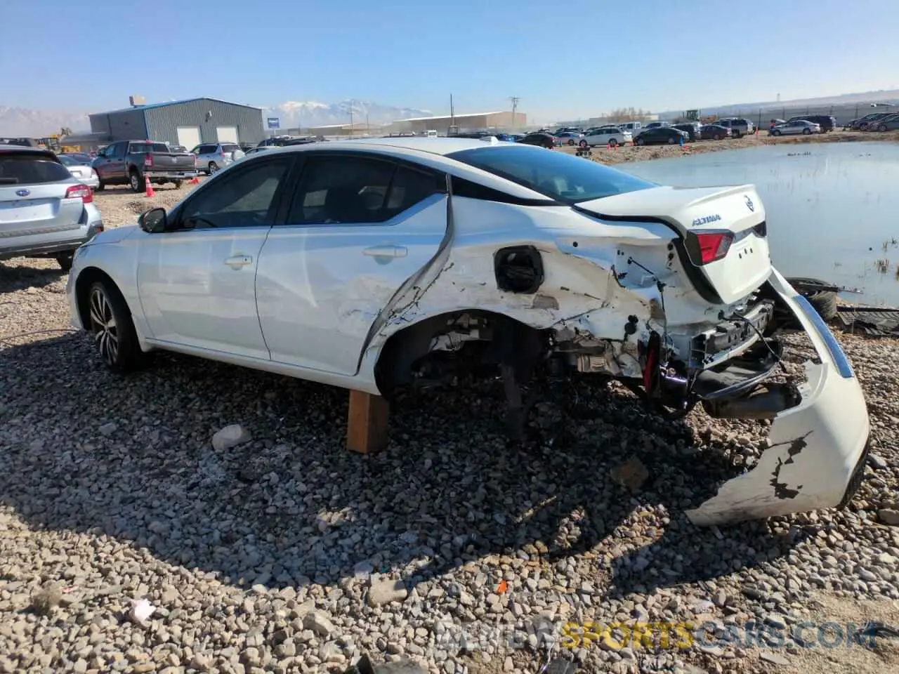 2 fotografías del automóvil dañado 1N4BL4CW5MN364792 NISSAN ALTIMA 2021