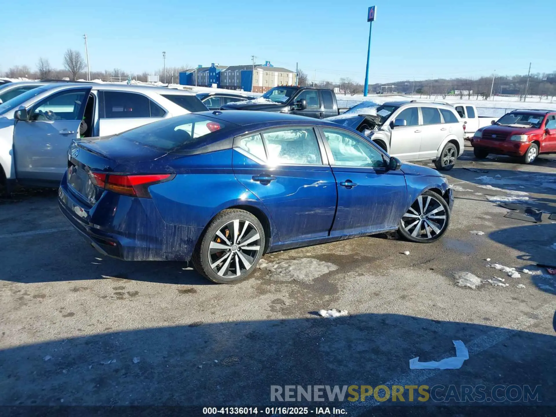 13 fotografías del automóvil dañado 1N4BL4CW7MN312595 NISSAN ALTIMA 2021