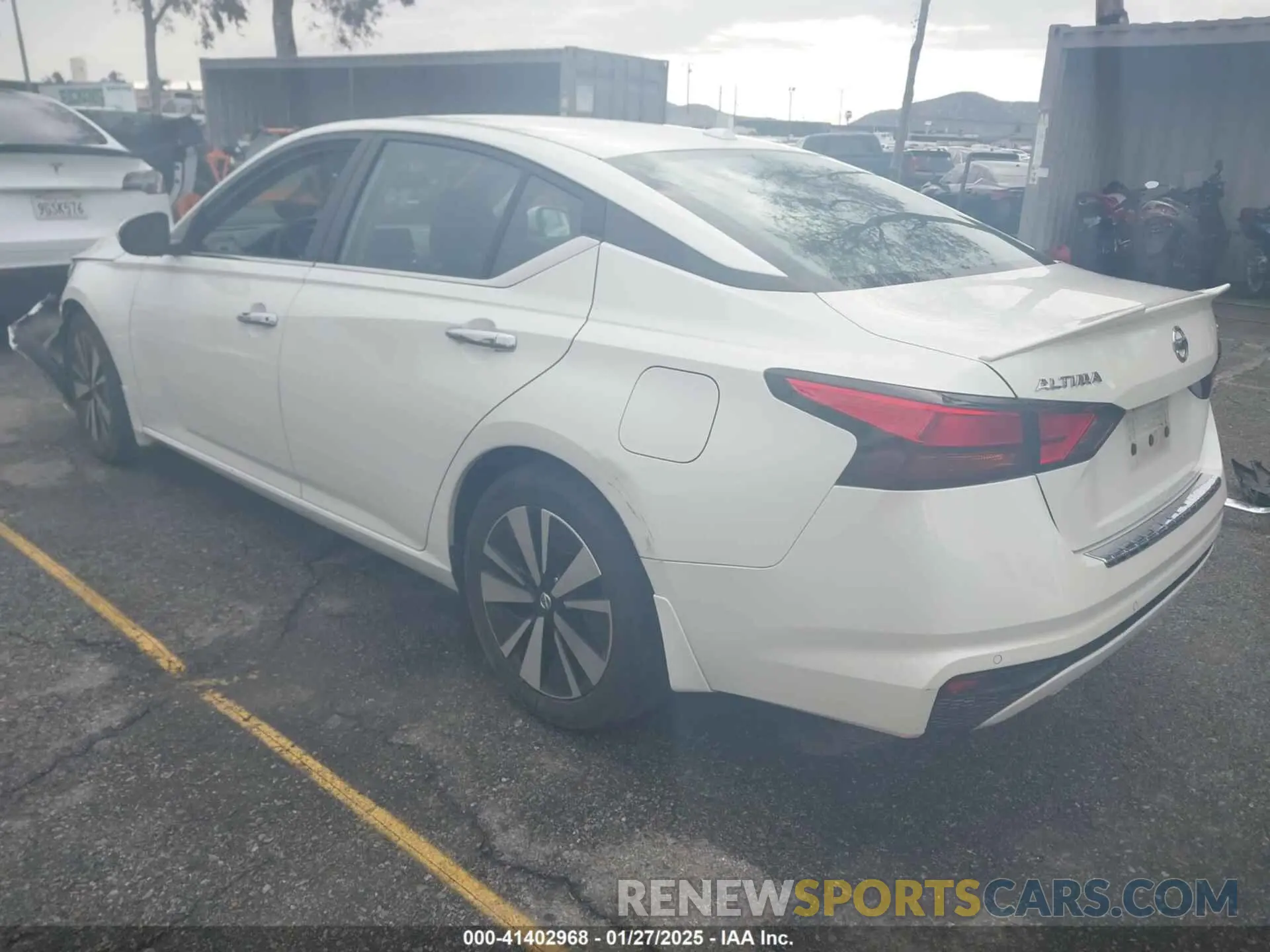 3 fotografías del automóvil dañado 1N4BL4DV1MN378033 NISSAN ALTIMA 2021