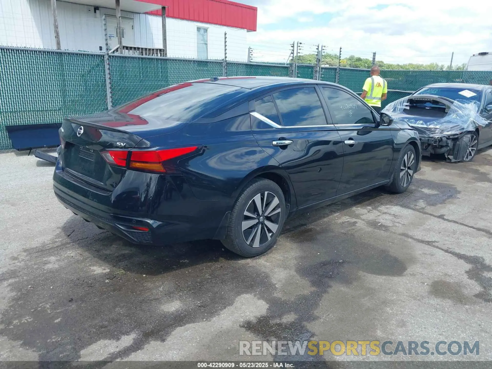 4 fotografías del automóvil dañado 1N4BL4DV2MN302661 NISSAN ALTIMA 2021