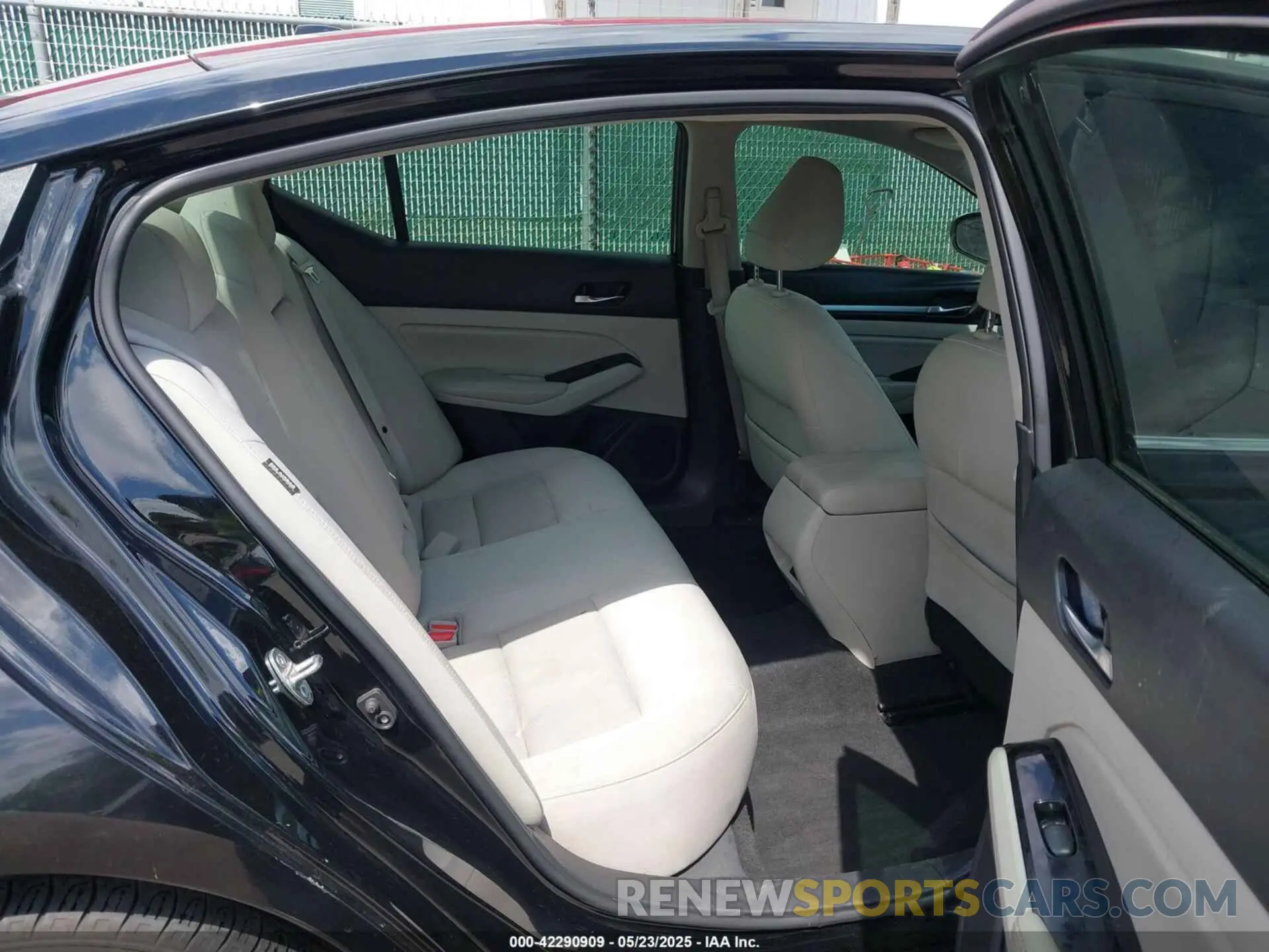8 fotografías del automóvil dañado 1N4BL4DV2MN302661 NISSAN ALTIMA 2021