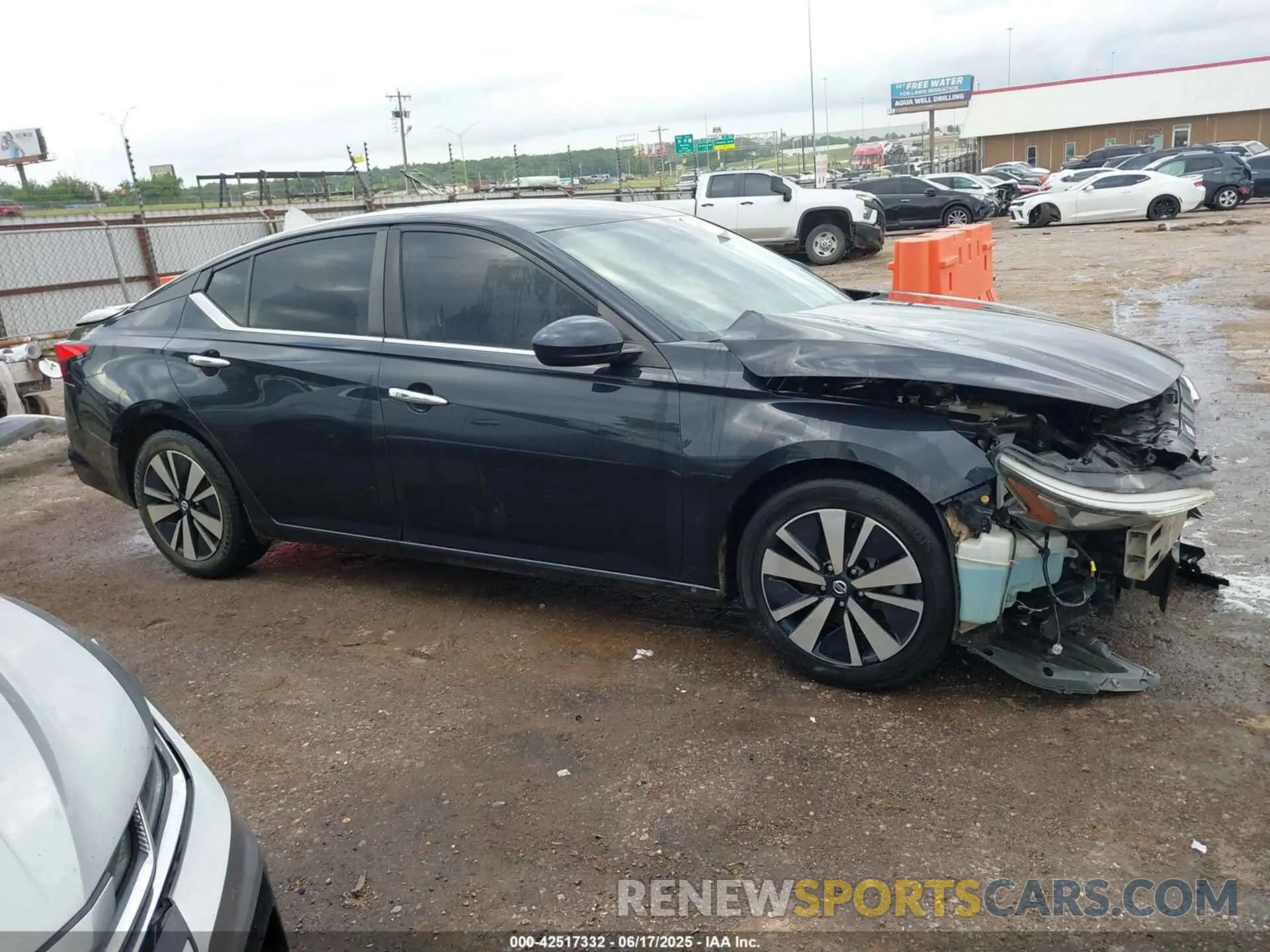 14 fotografías del automóvil dañado 1N4BL4DV2MN307097 NISSAN ALTIMA 2021