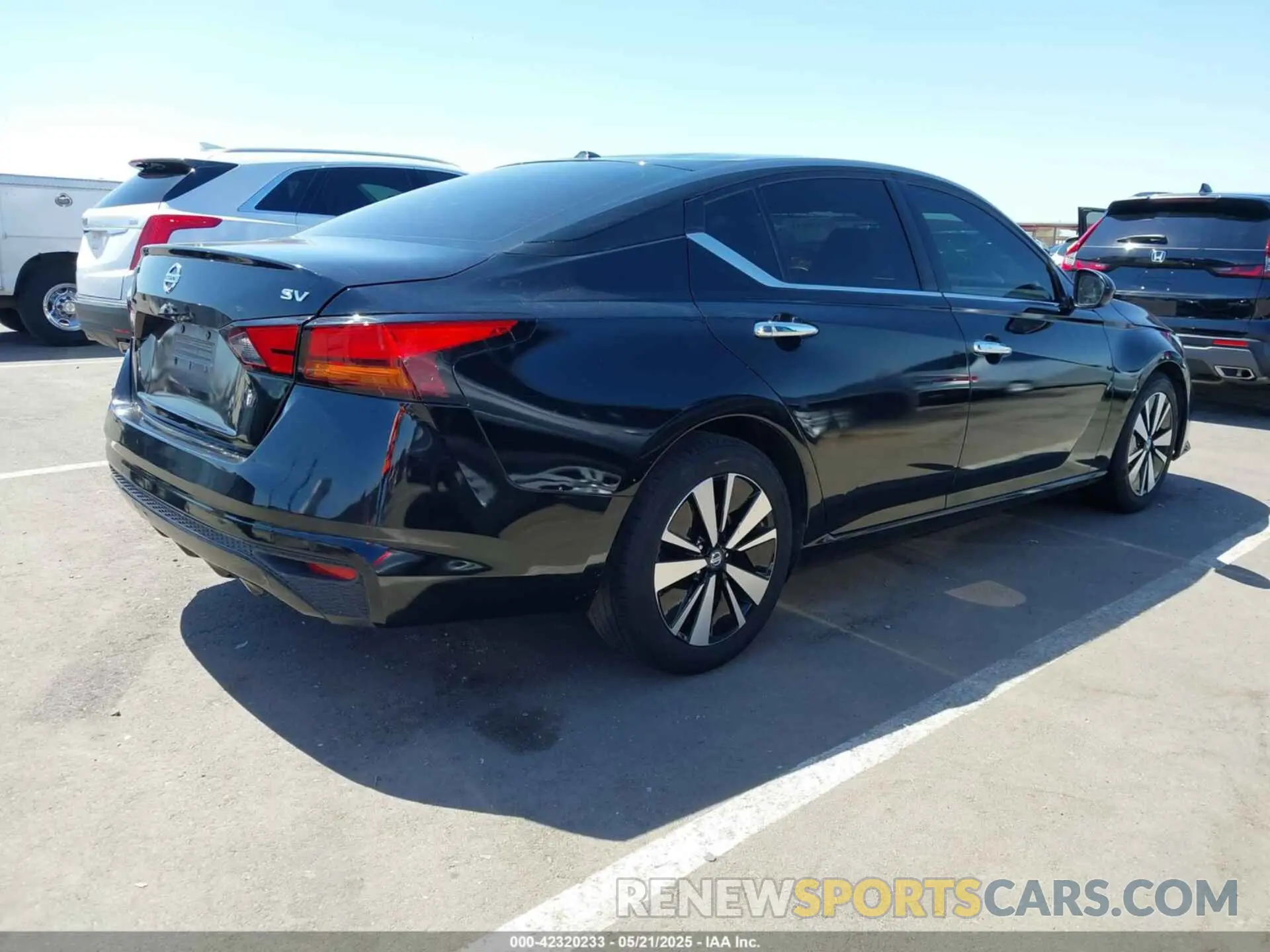 4 fotografías del automóvil dañado 1N4BL4DV2MN344456 NISSAN ALTIMA 2021